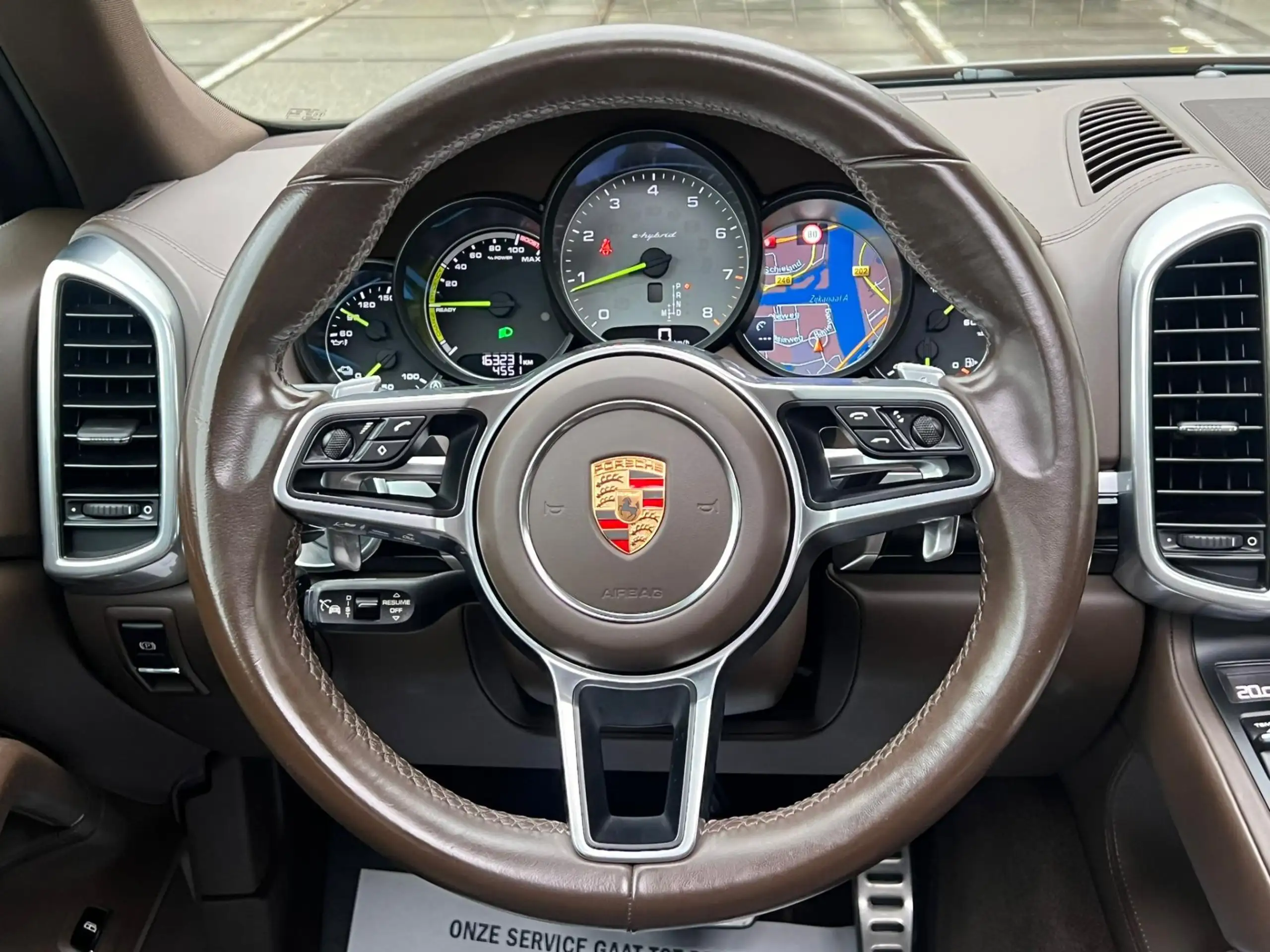 Porsche - Cayenne