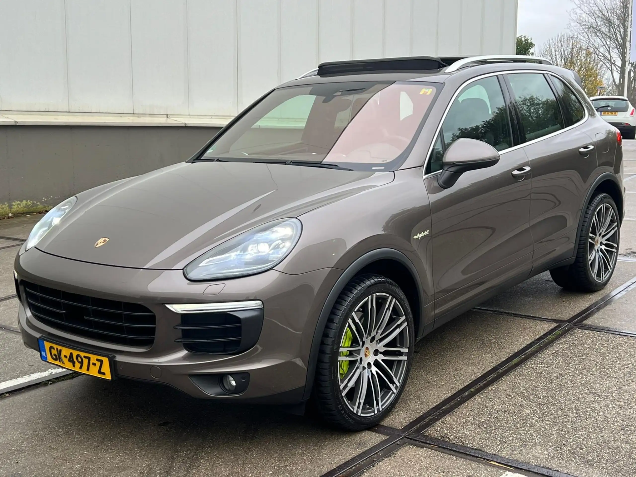 Porsche - Cayenne