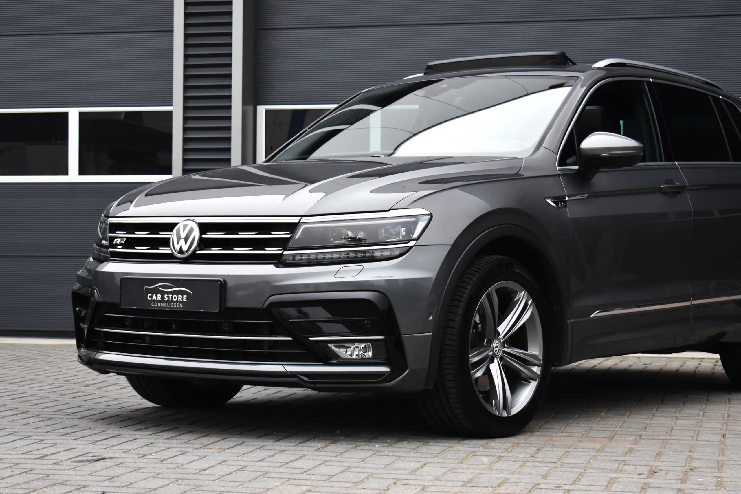 Volkswagen - Tiguan