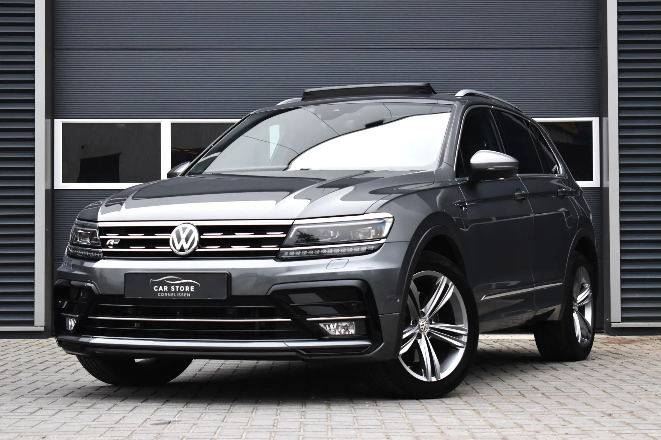 Volkswagen - Tiguan