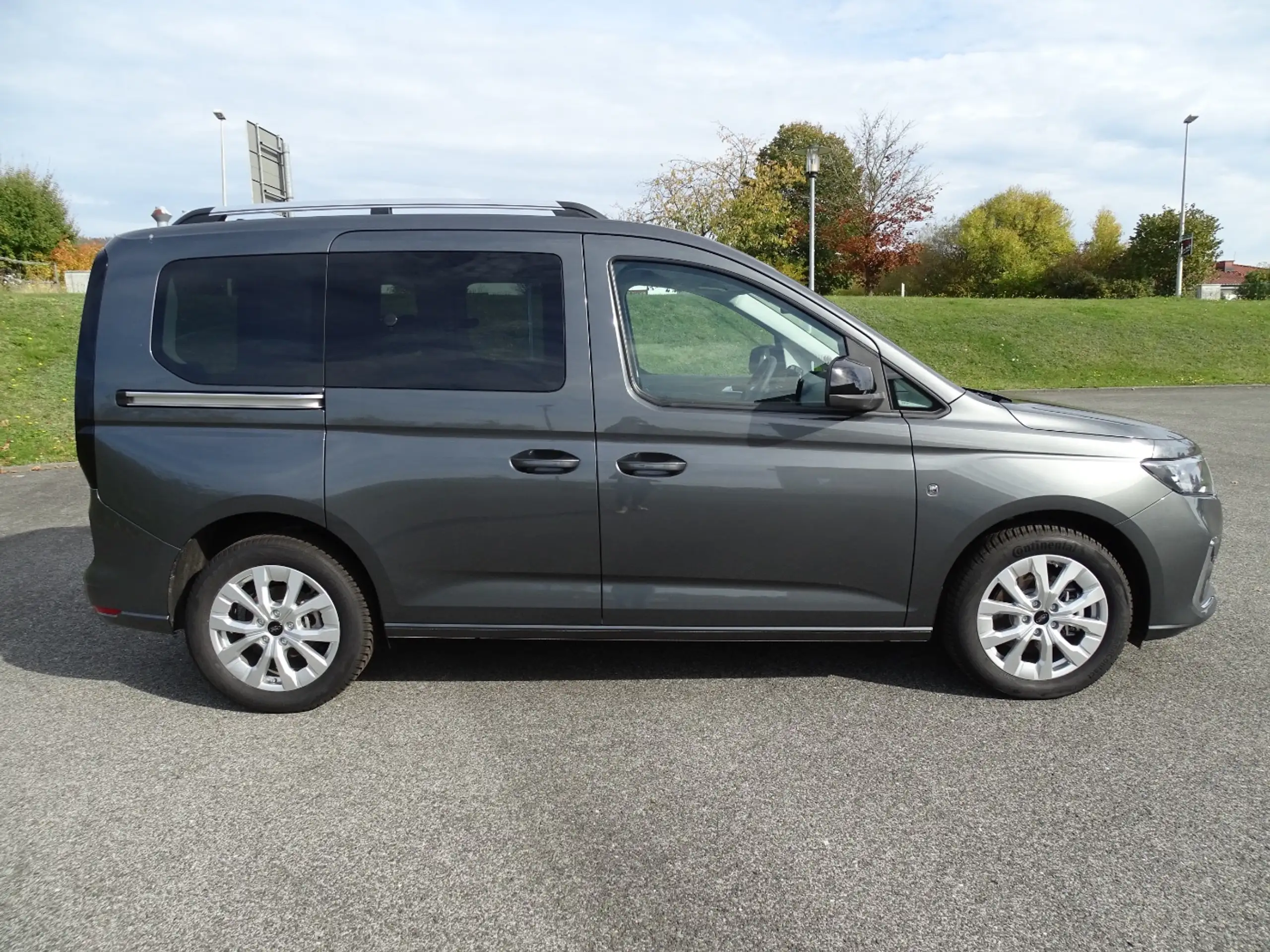 Ford - Tourneo Connect