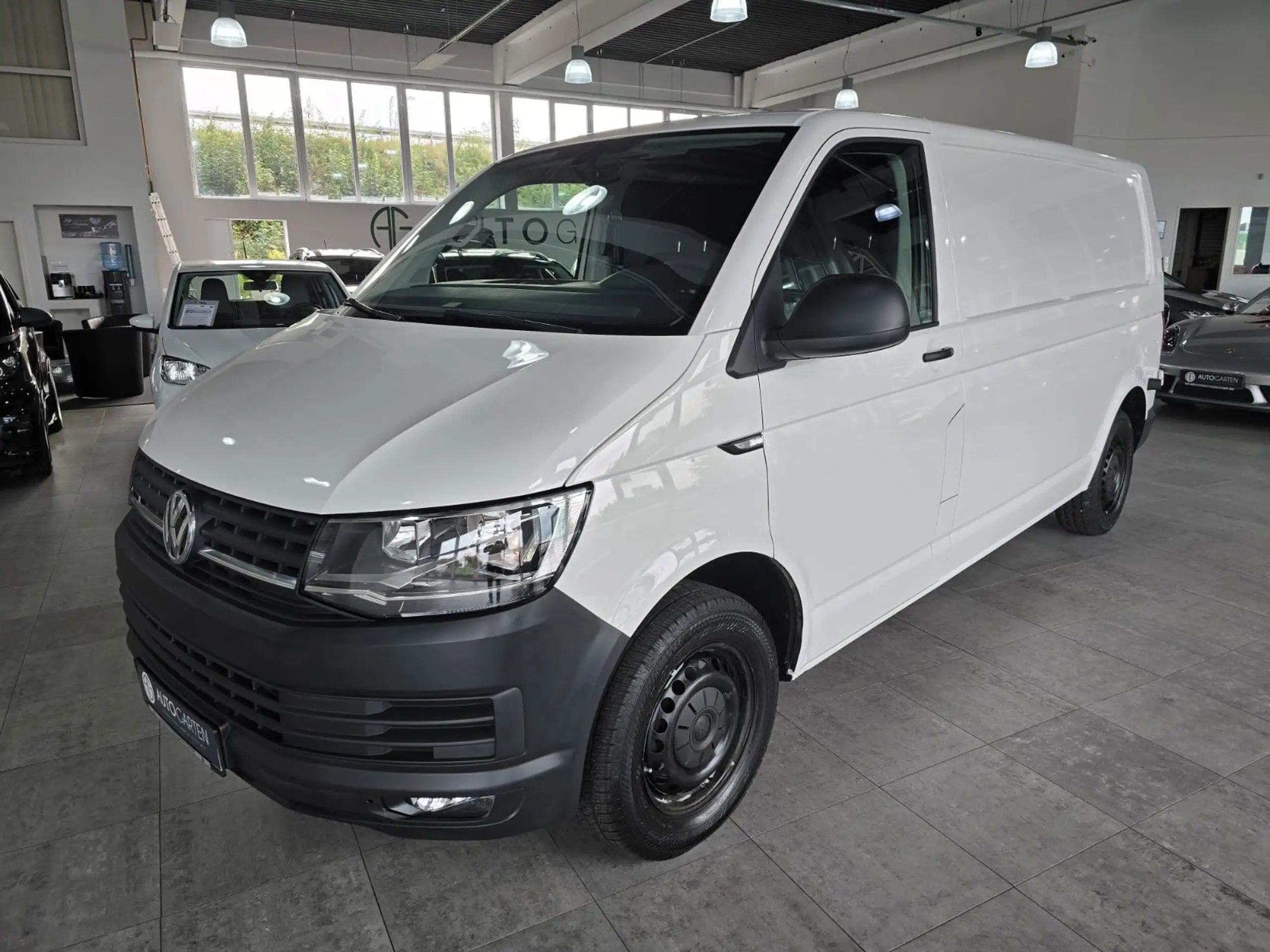 Volkswagen - T6 Transporter