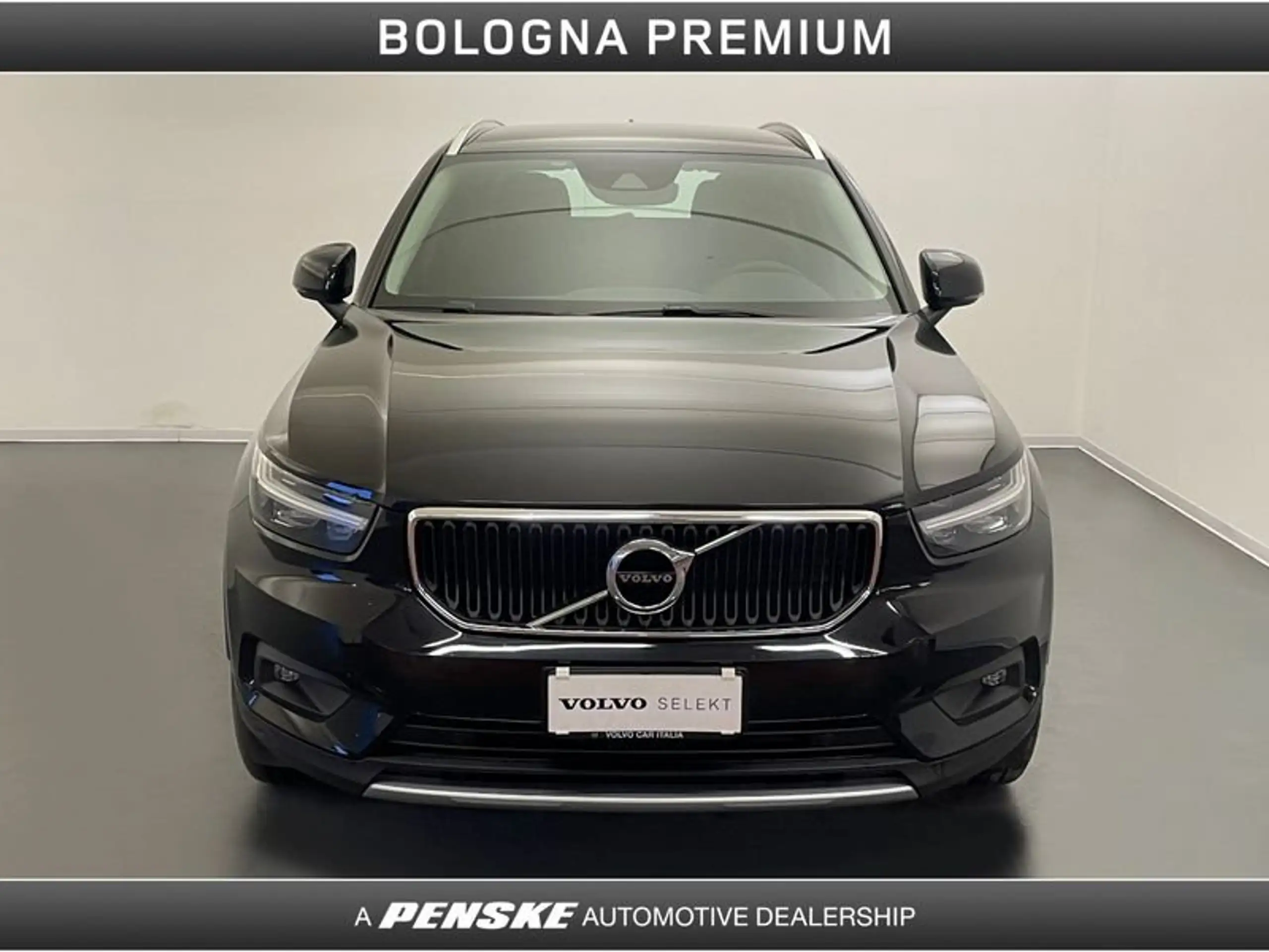 Volvo - XC40