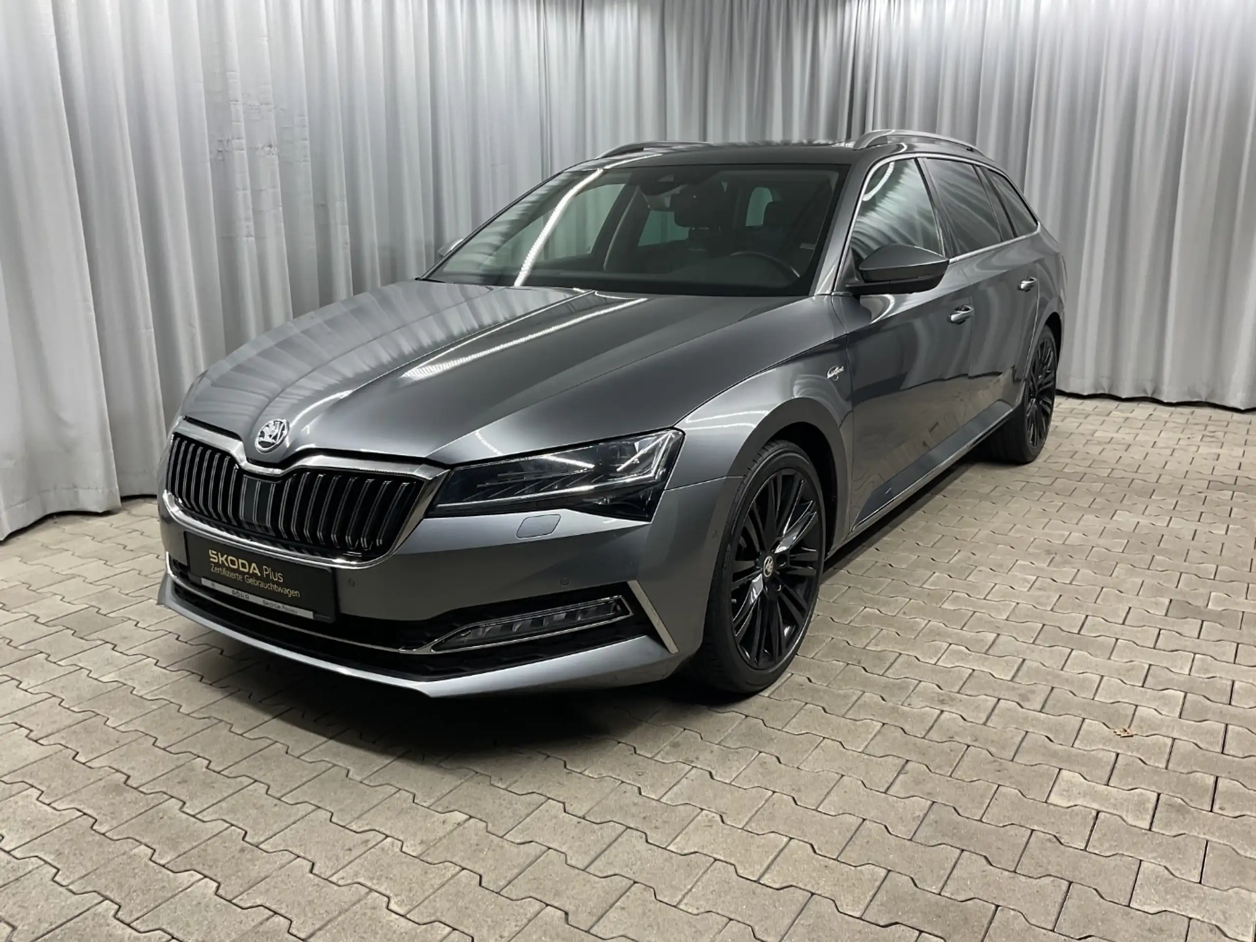 Skoda - Superb