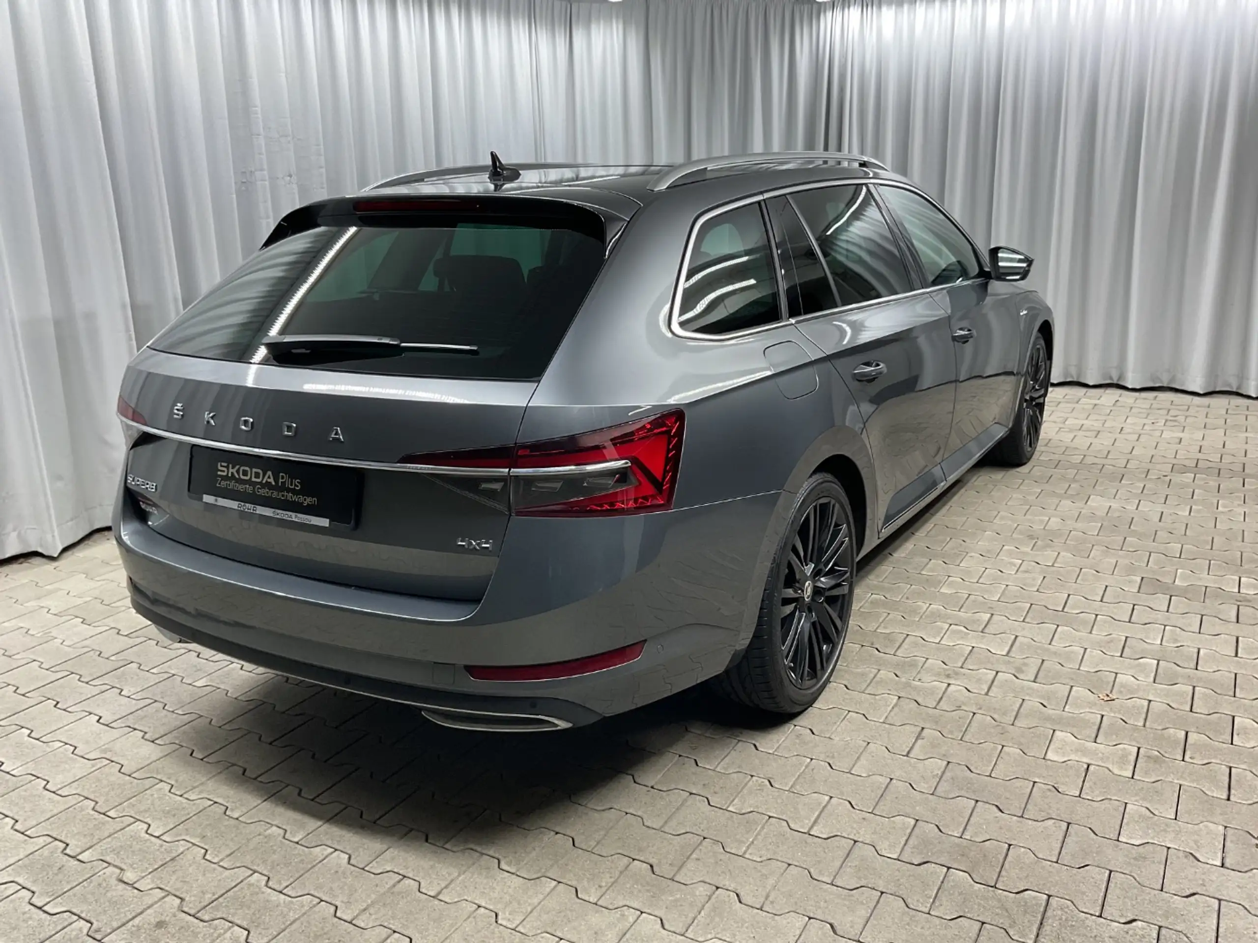 Skoda - Superb