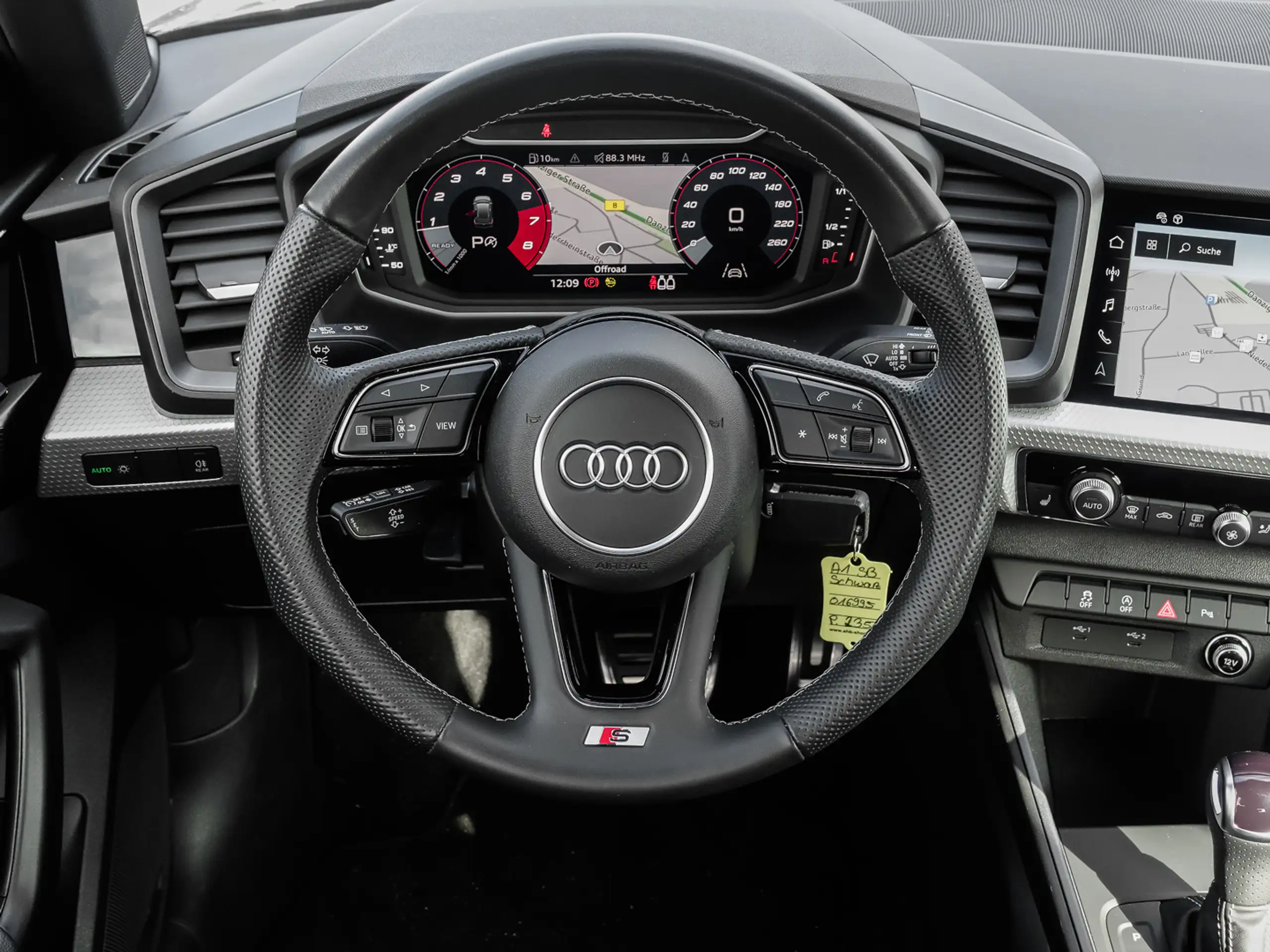 Audi - A1