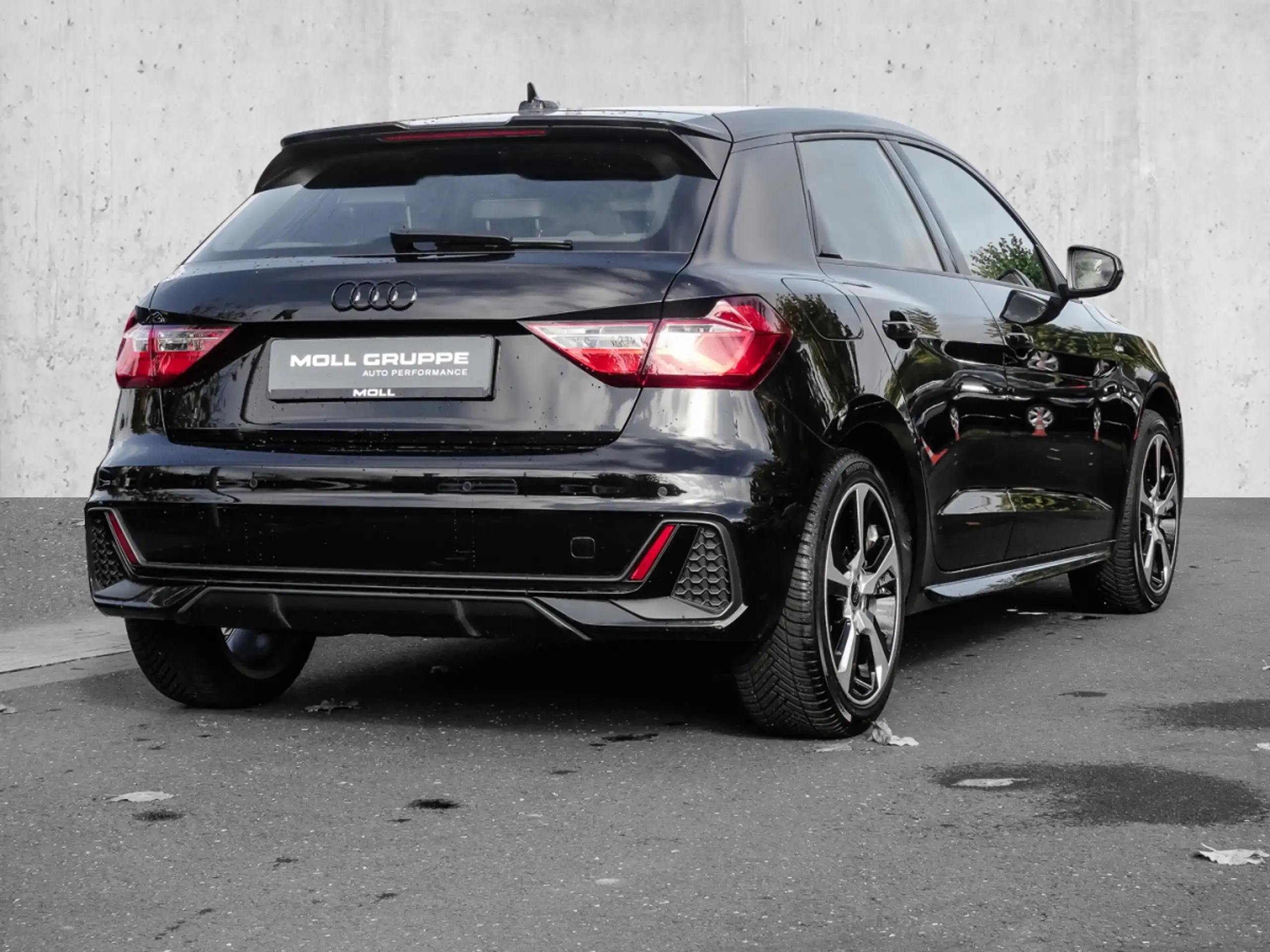 Audi - A1