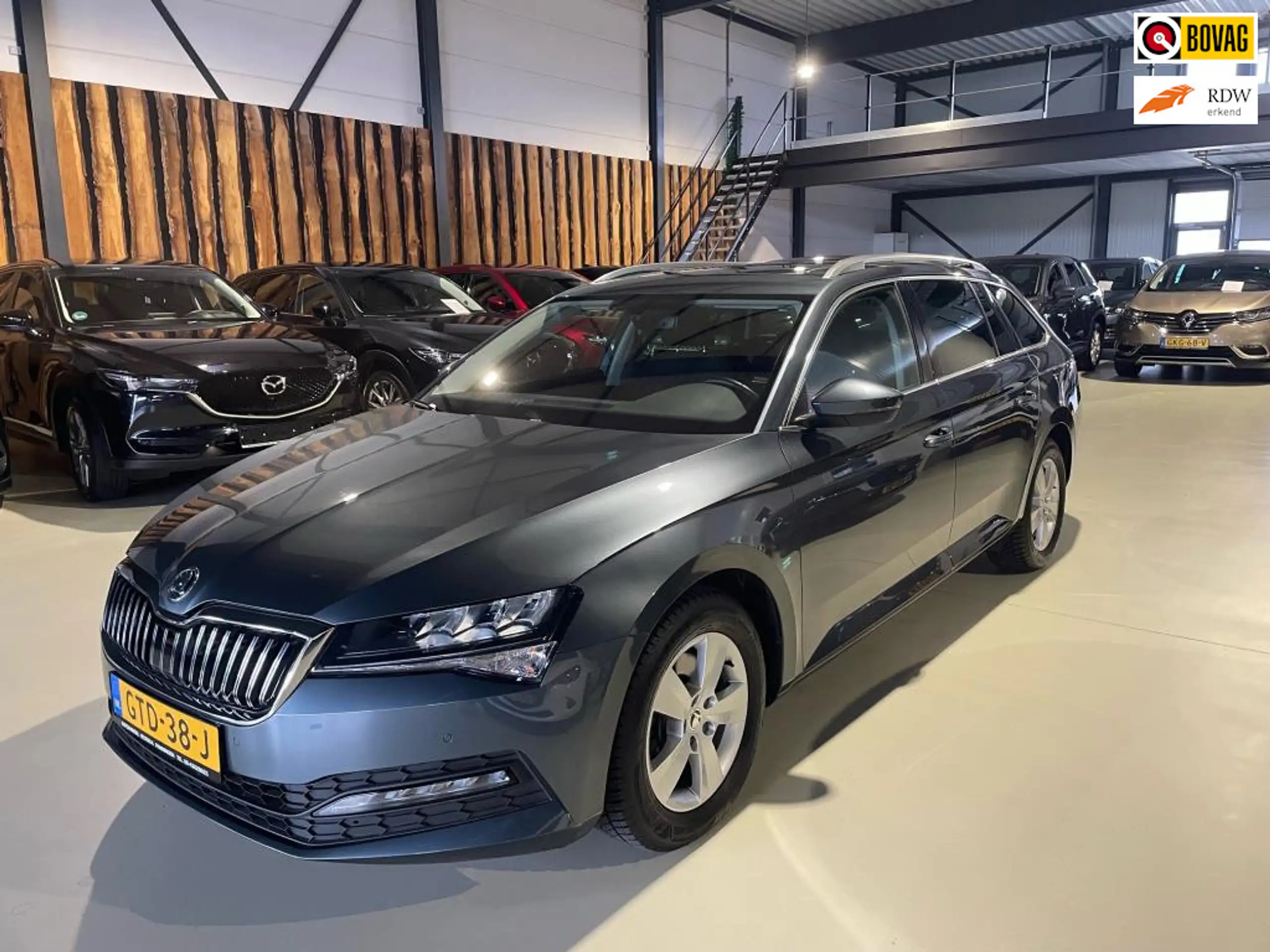 Skoda - Superb