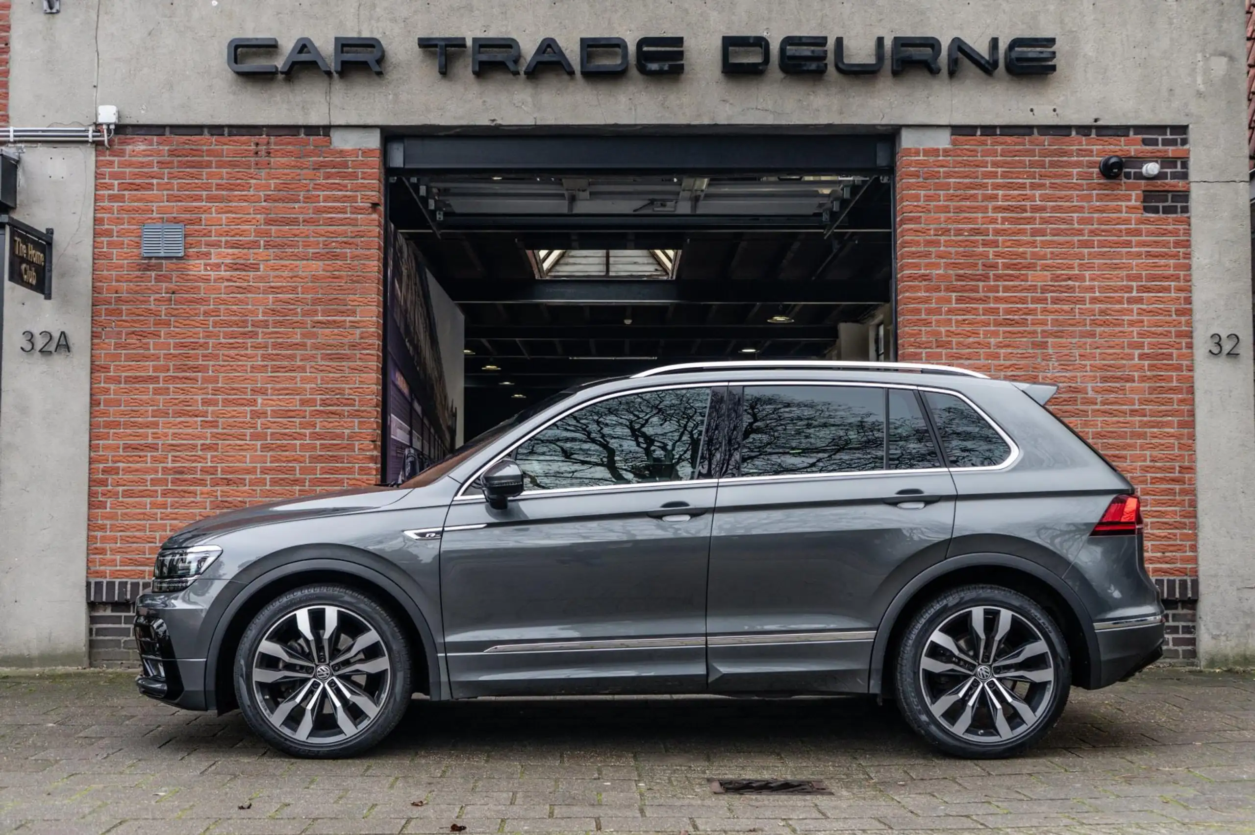 Volkswagen - Tiguan