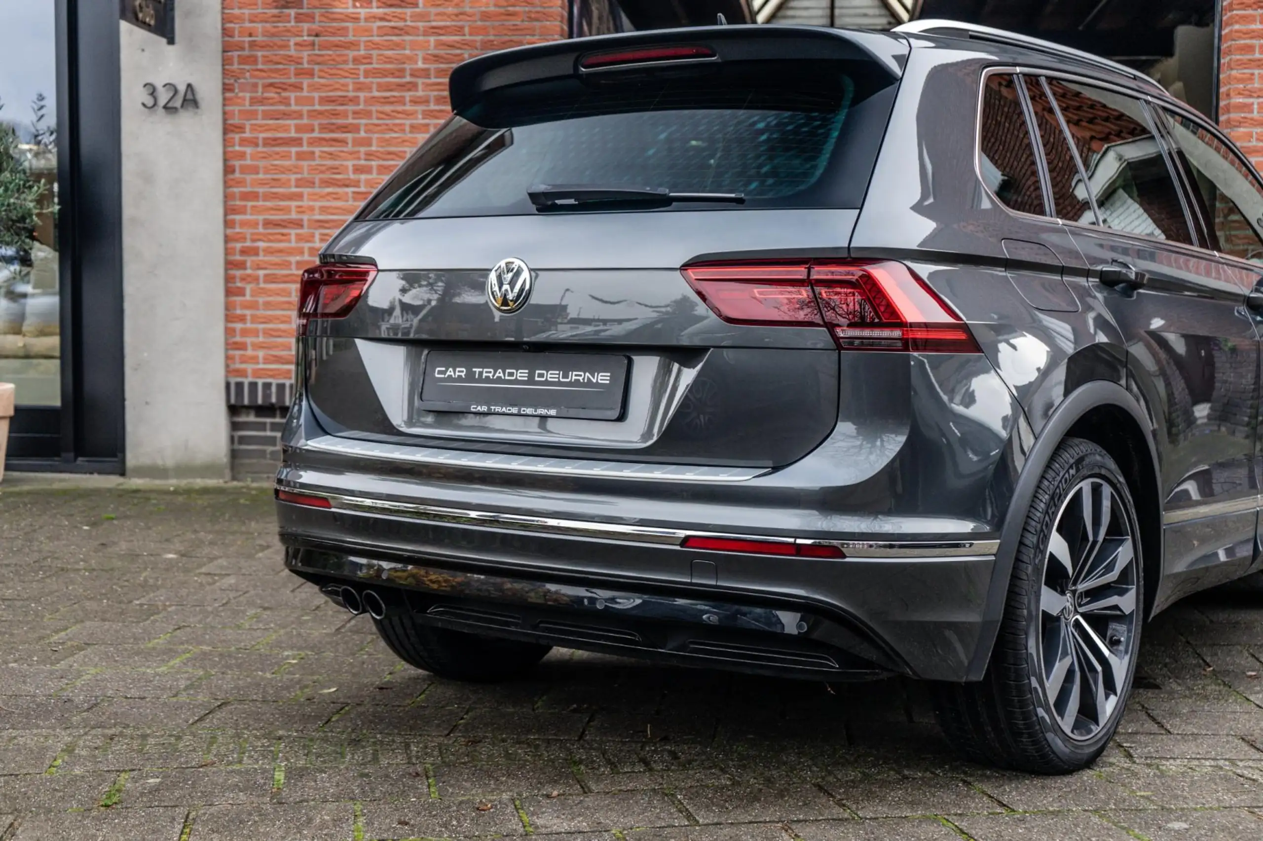 Volkswagen - Tiguan