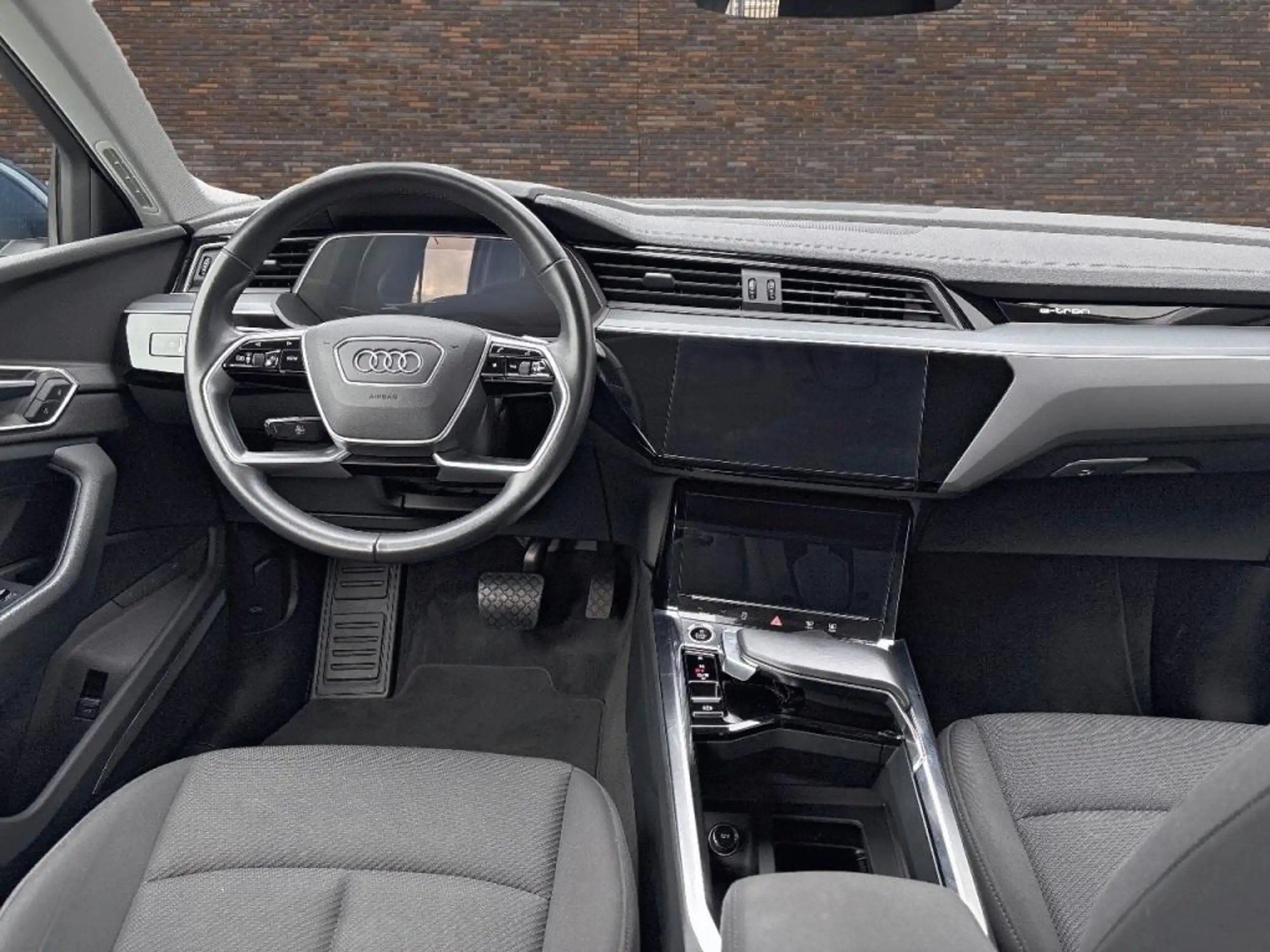 Audi - e-tron