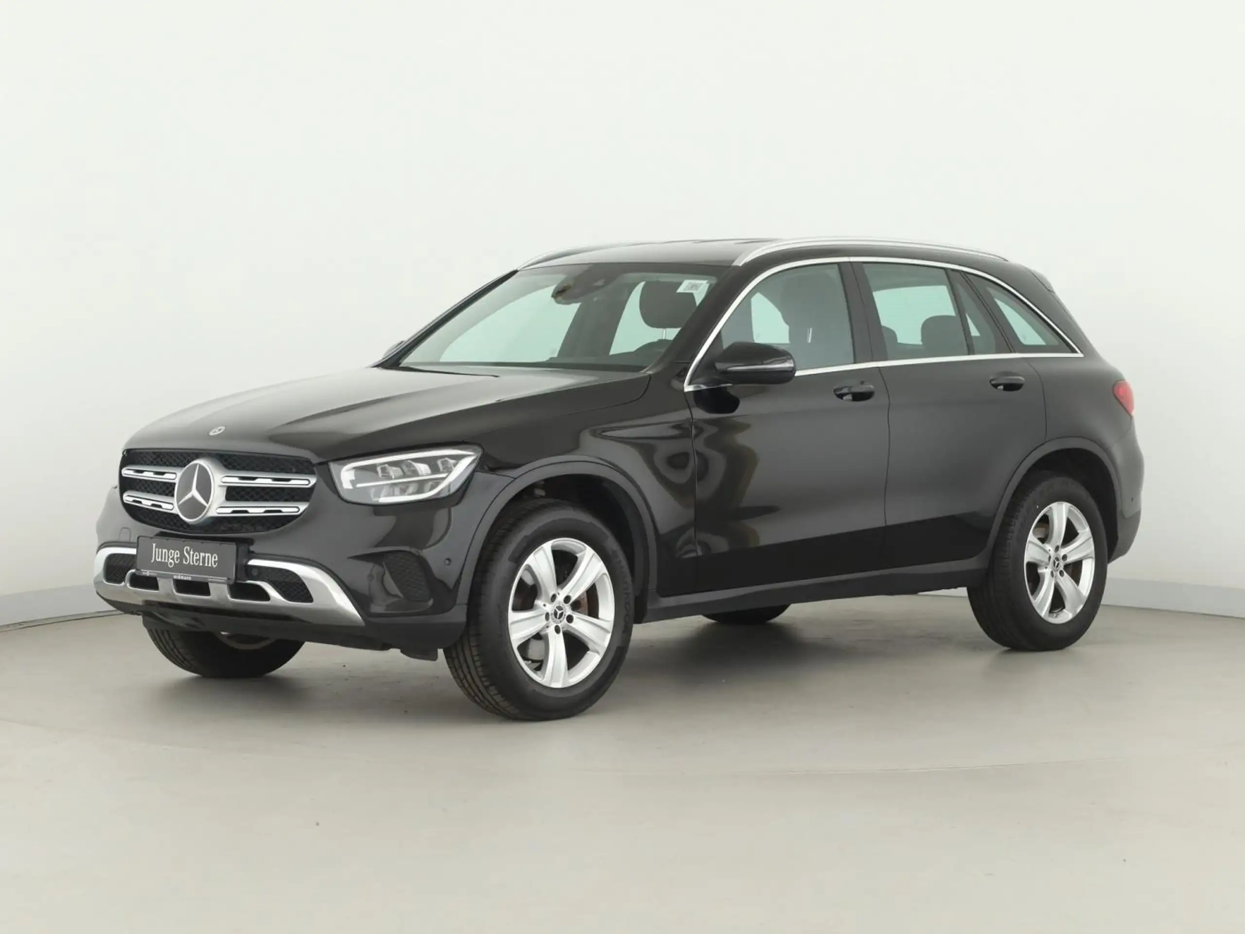 Mercedes-Benz - GLC 200