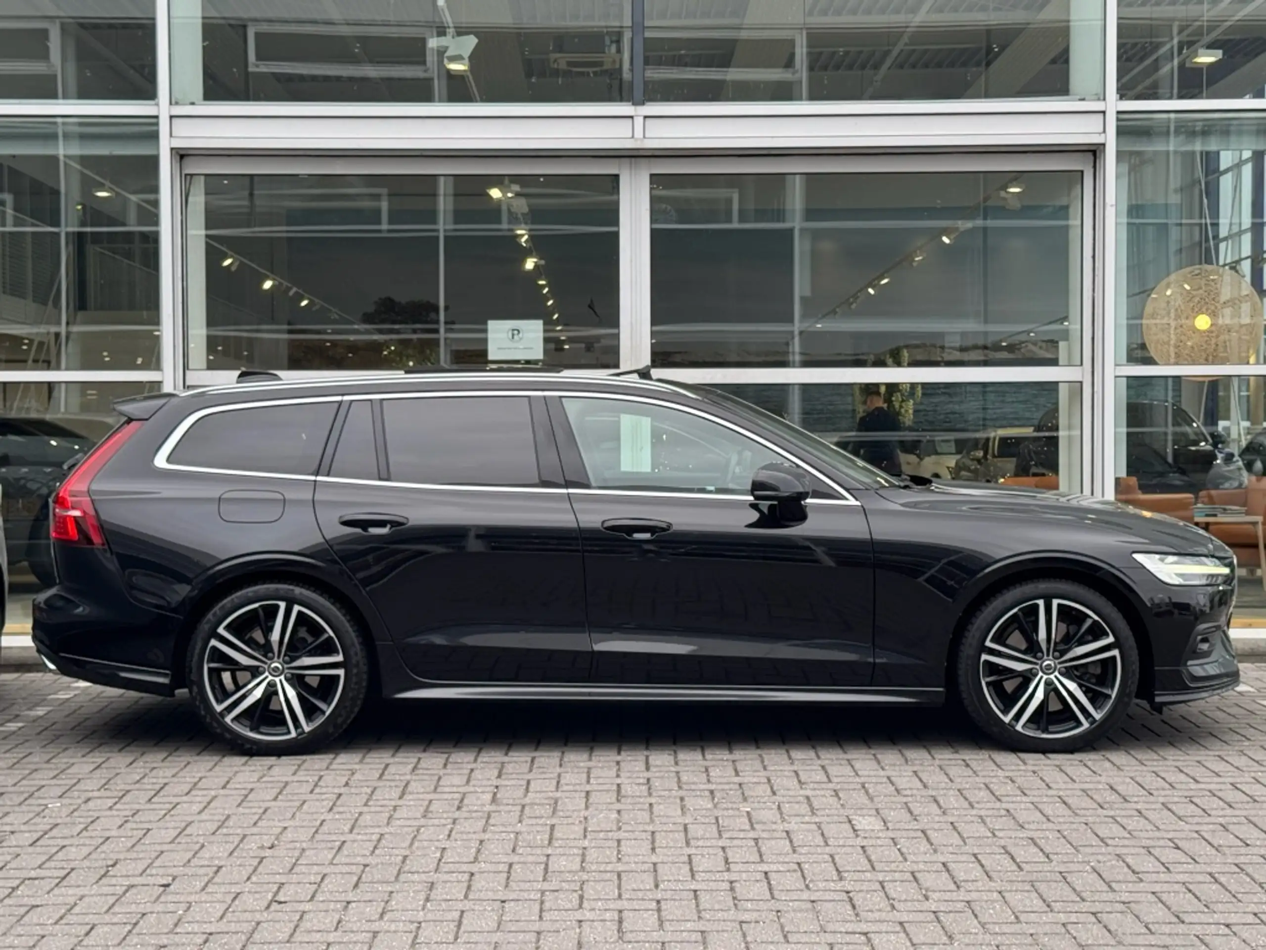 Volvo - V60