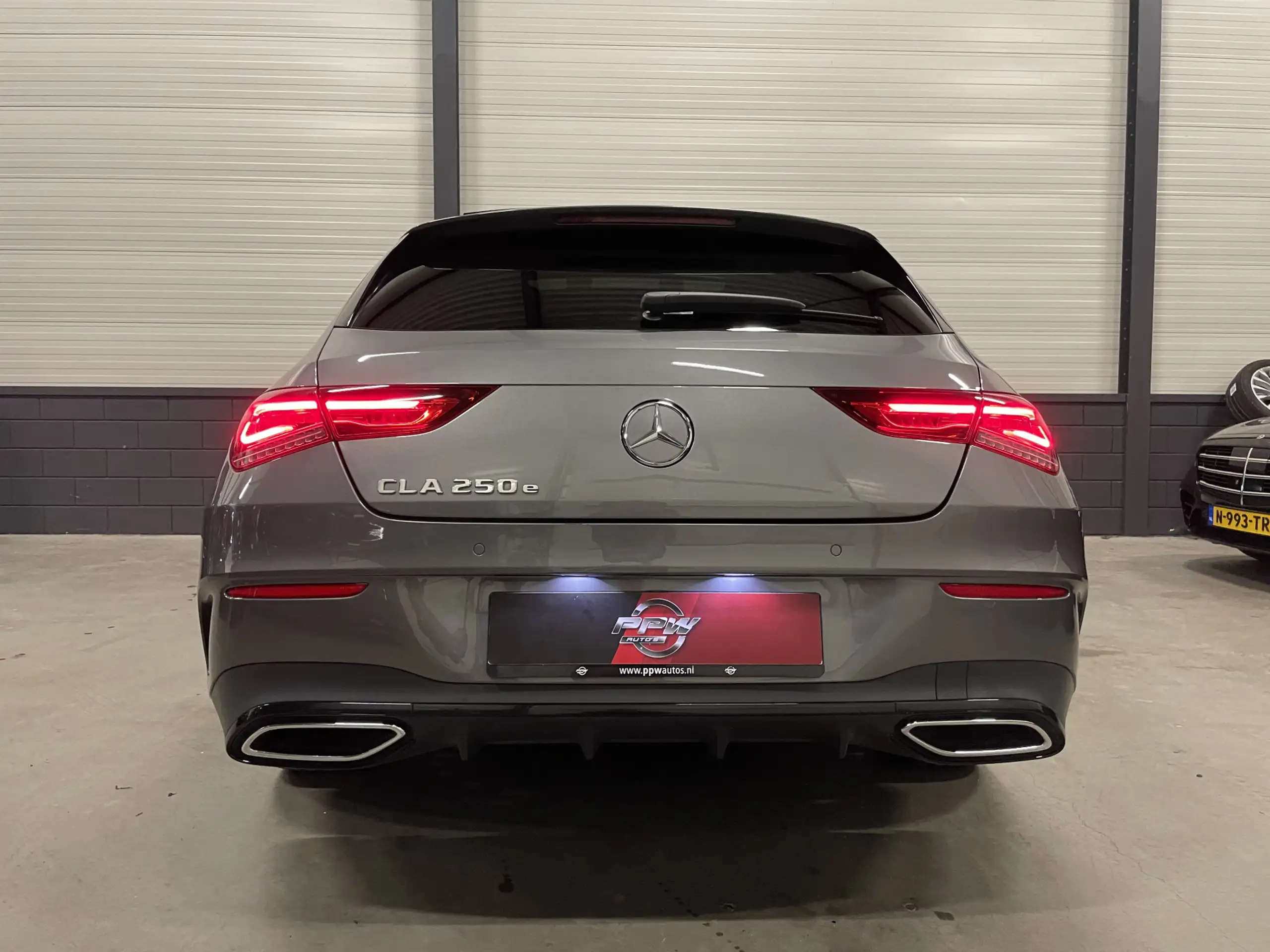 Mercedes-Benz - CLA 250