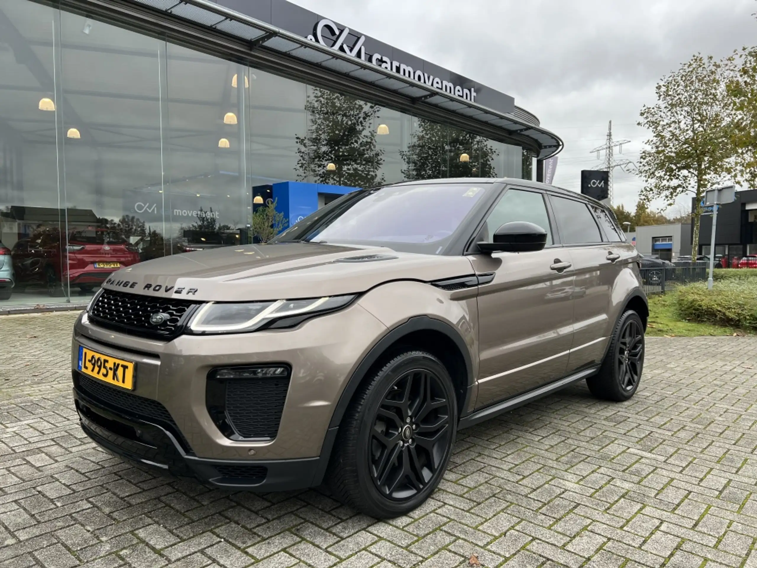 Land Rover - Range Rover Evoque