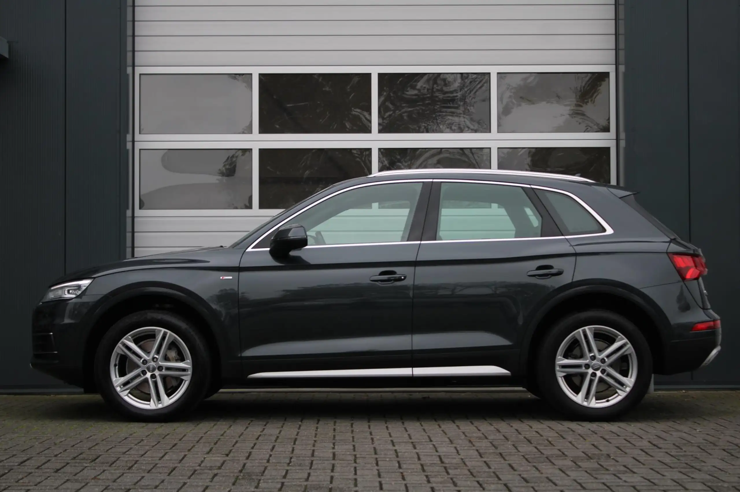 Audi - Q5