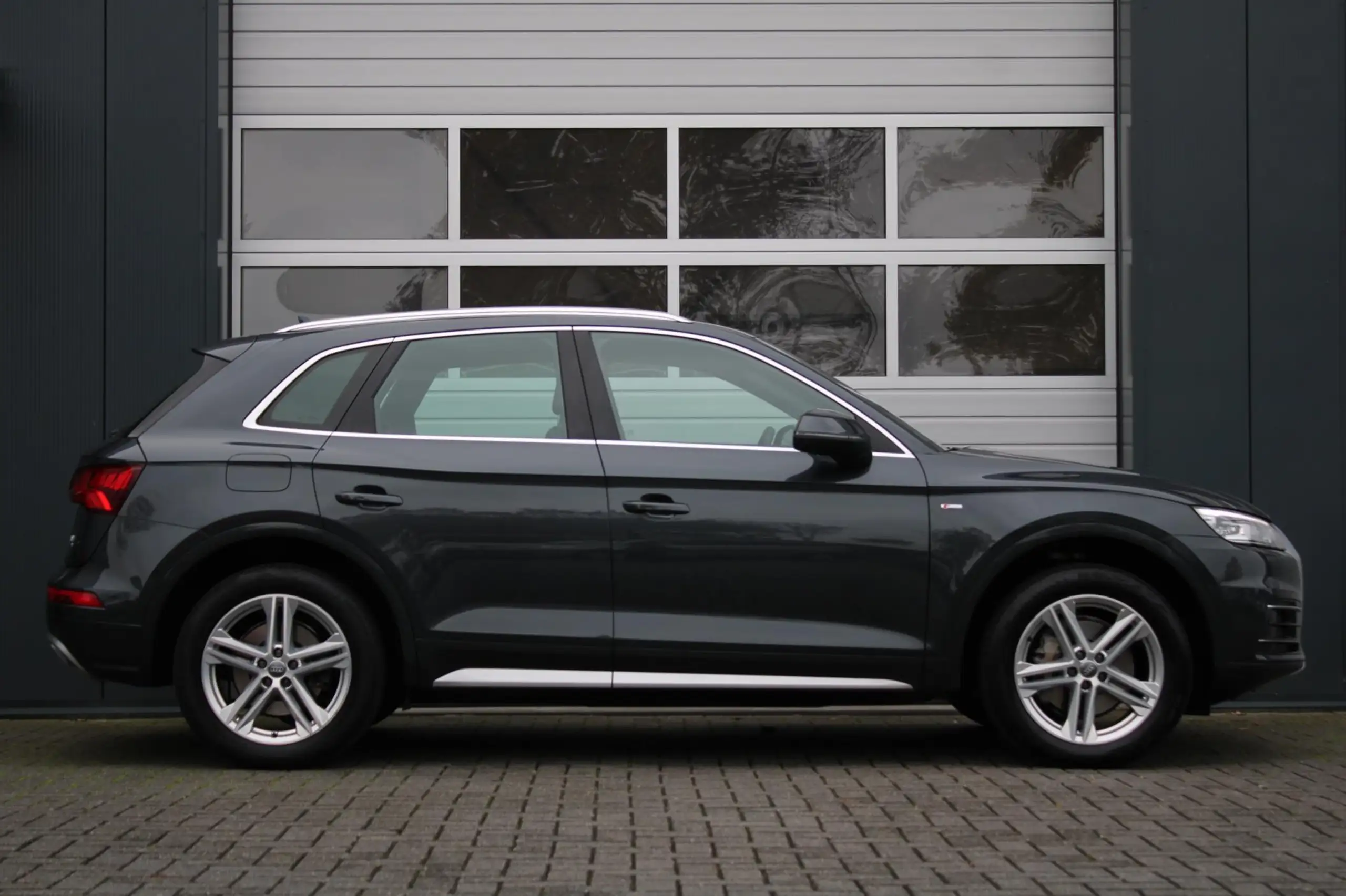 Audi - Q5