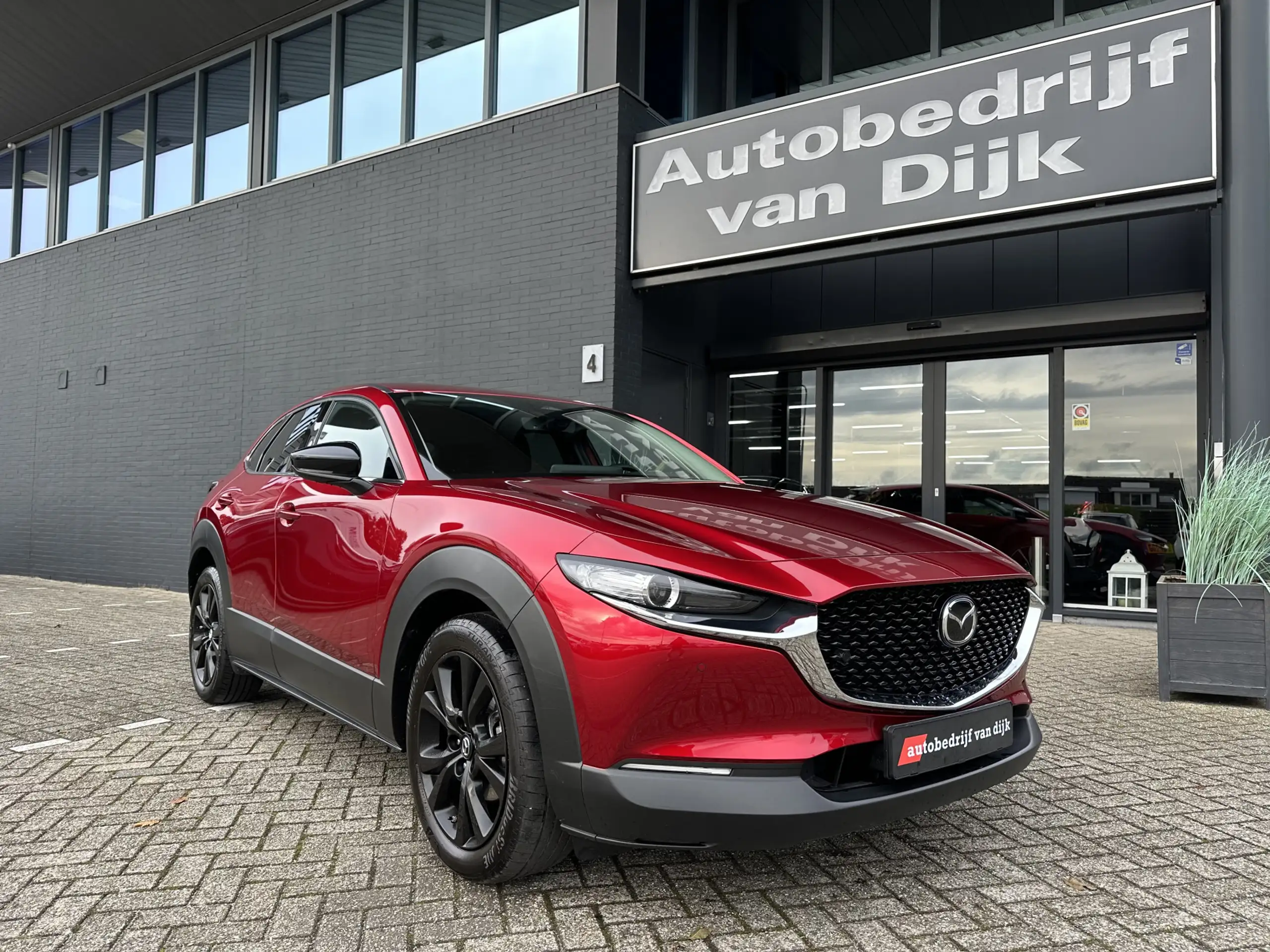 Mazda - CX-30