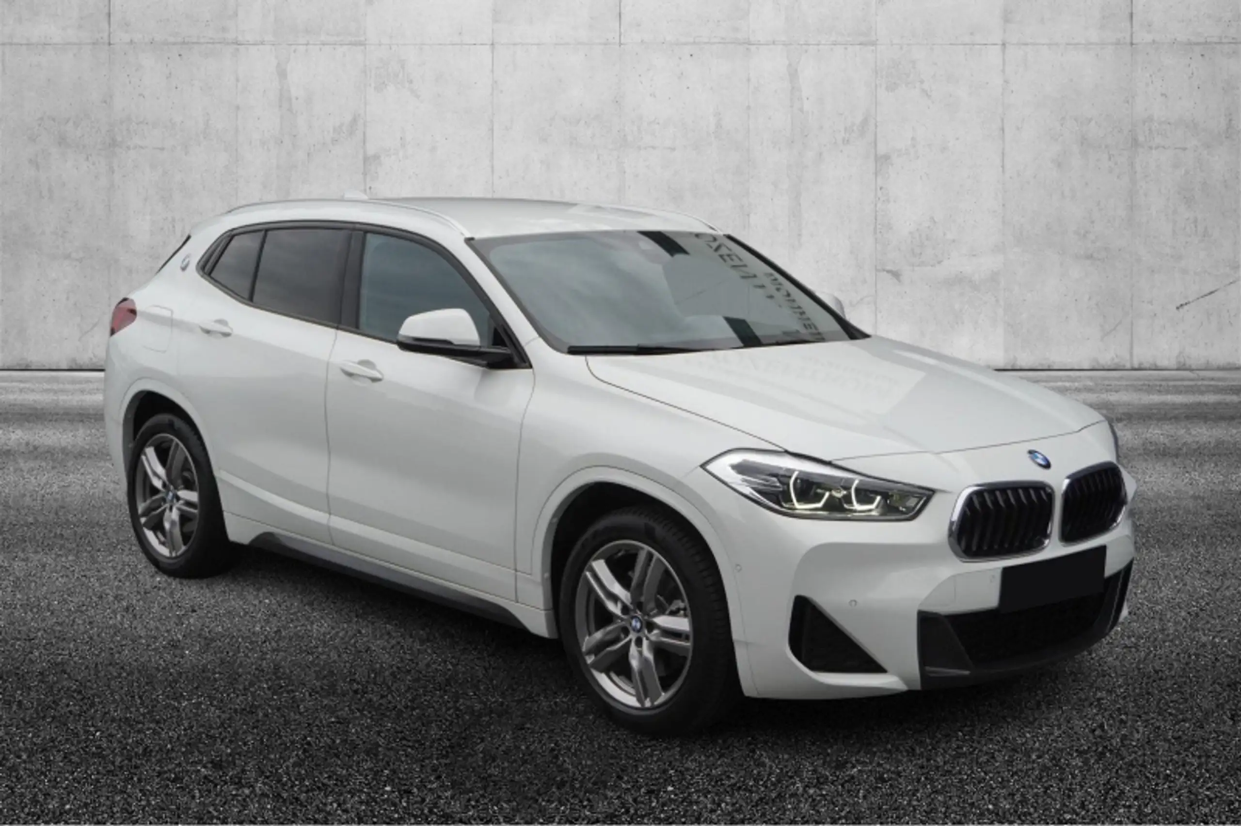 BMW - X2