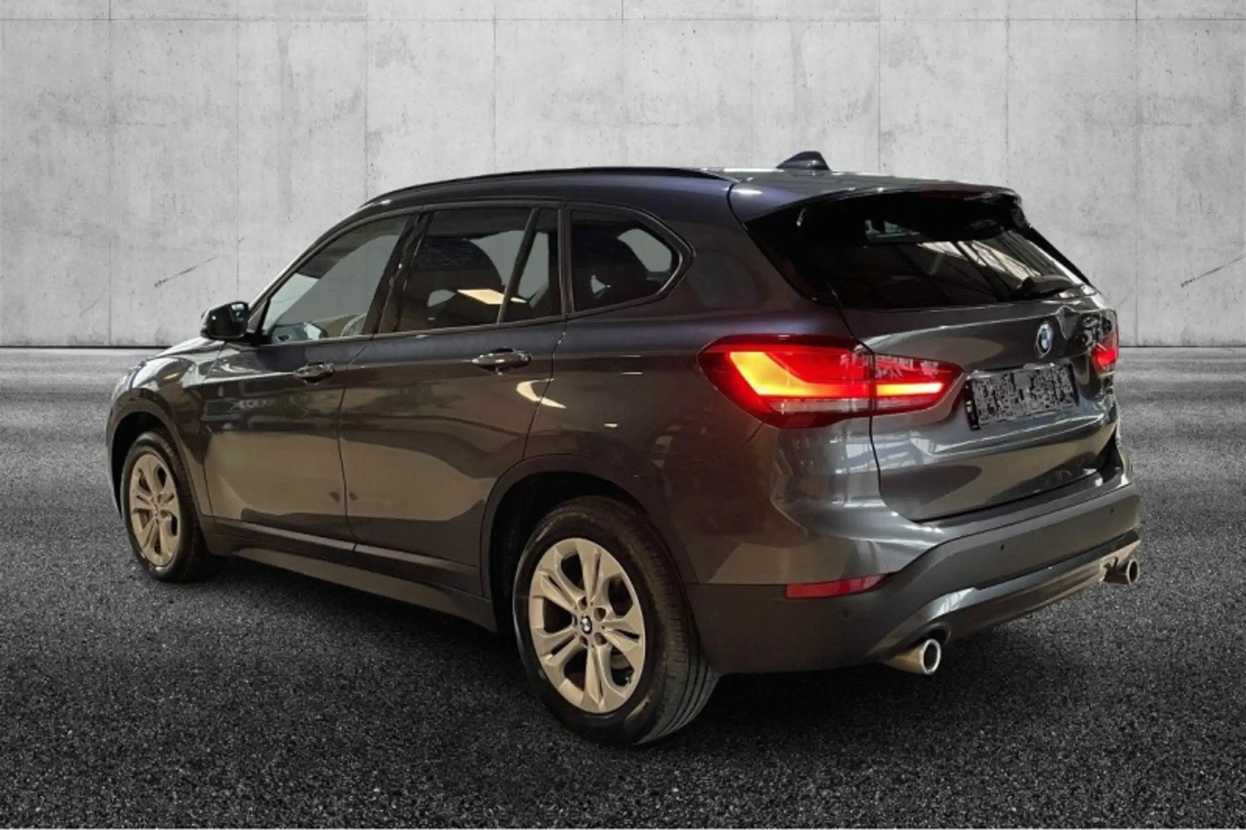 BMW - X1