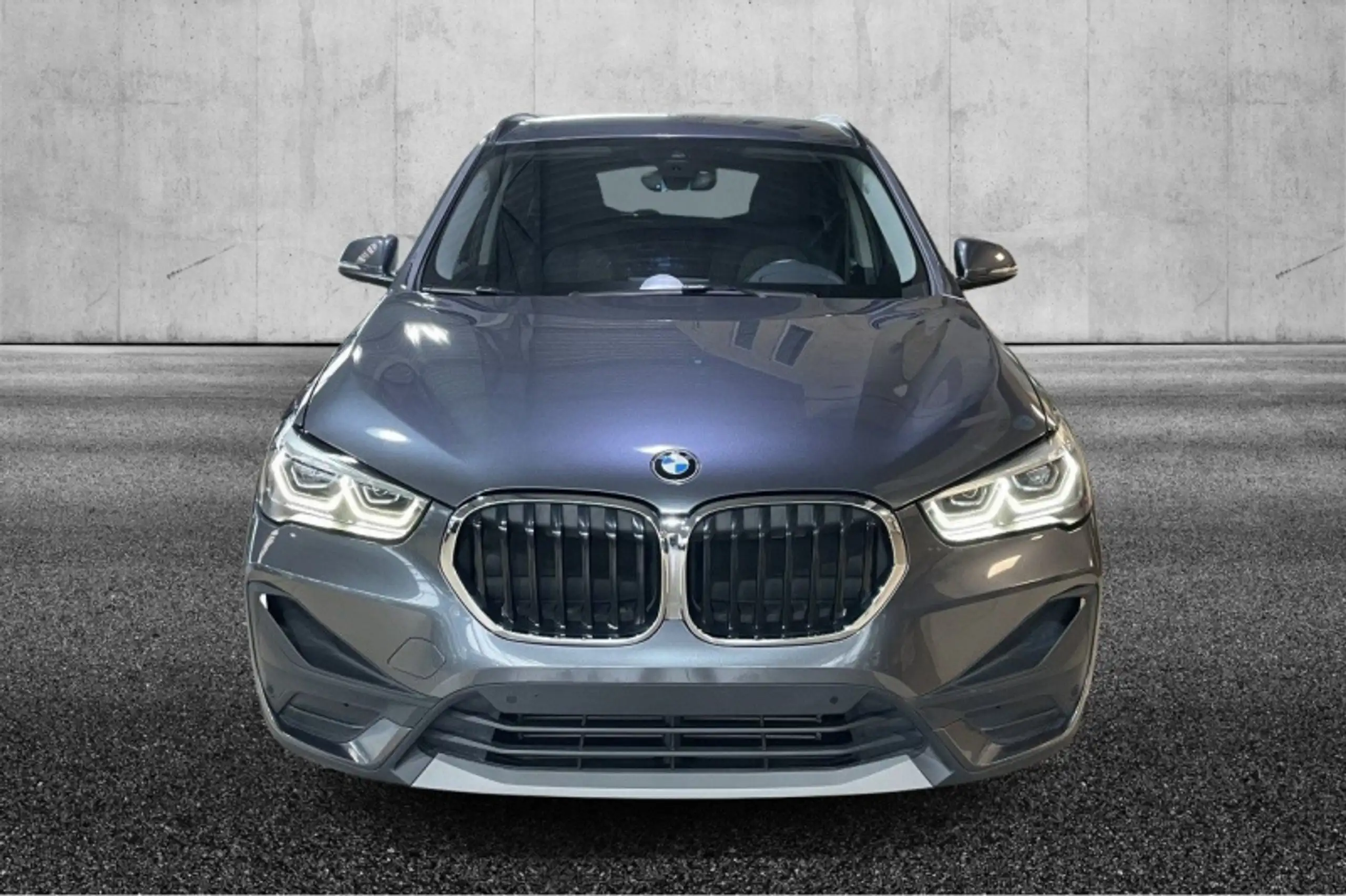 BMW - X1