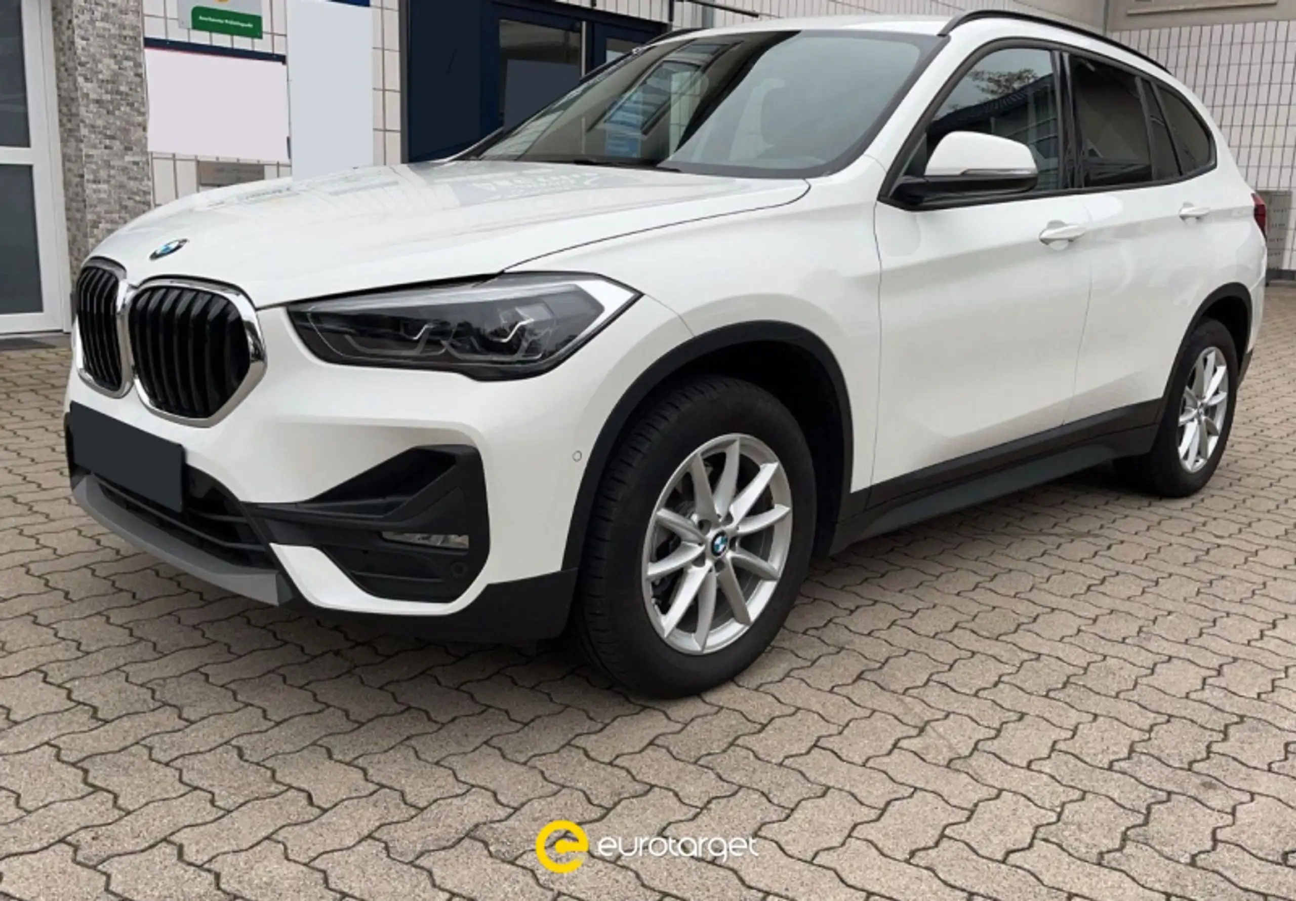 BMW - X1