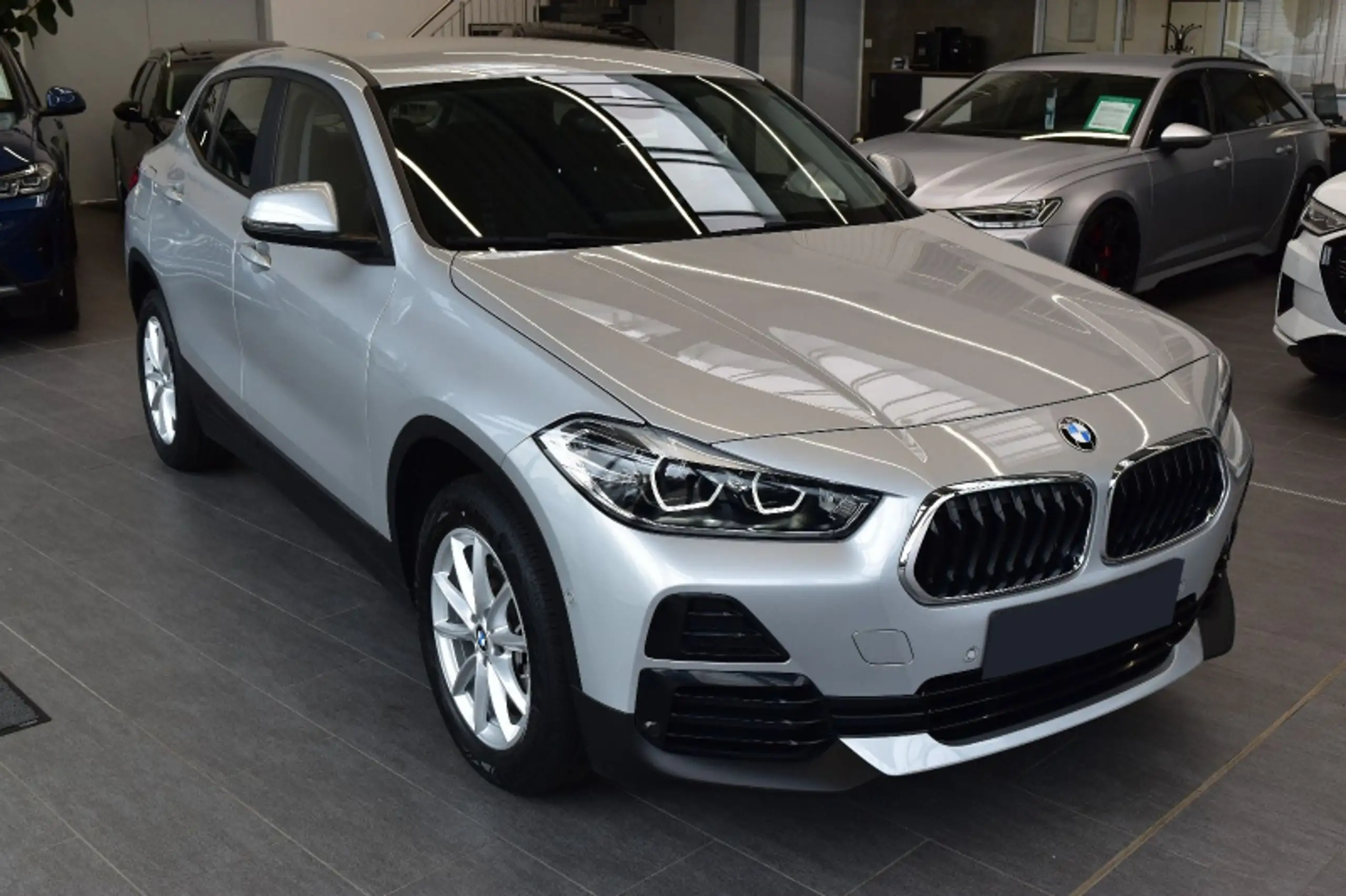 BMW - X2