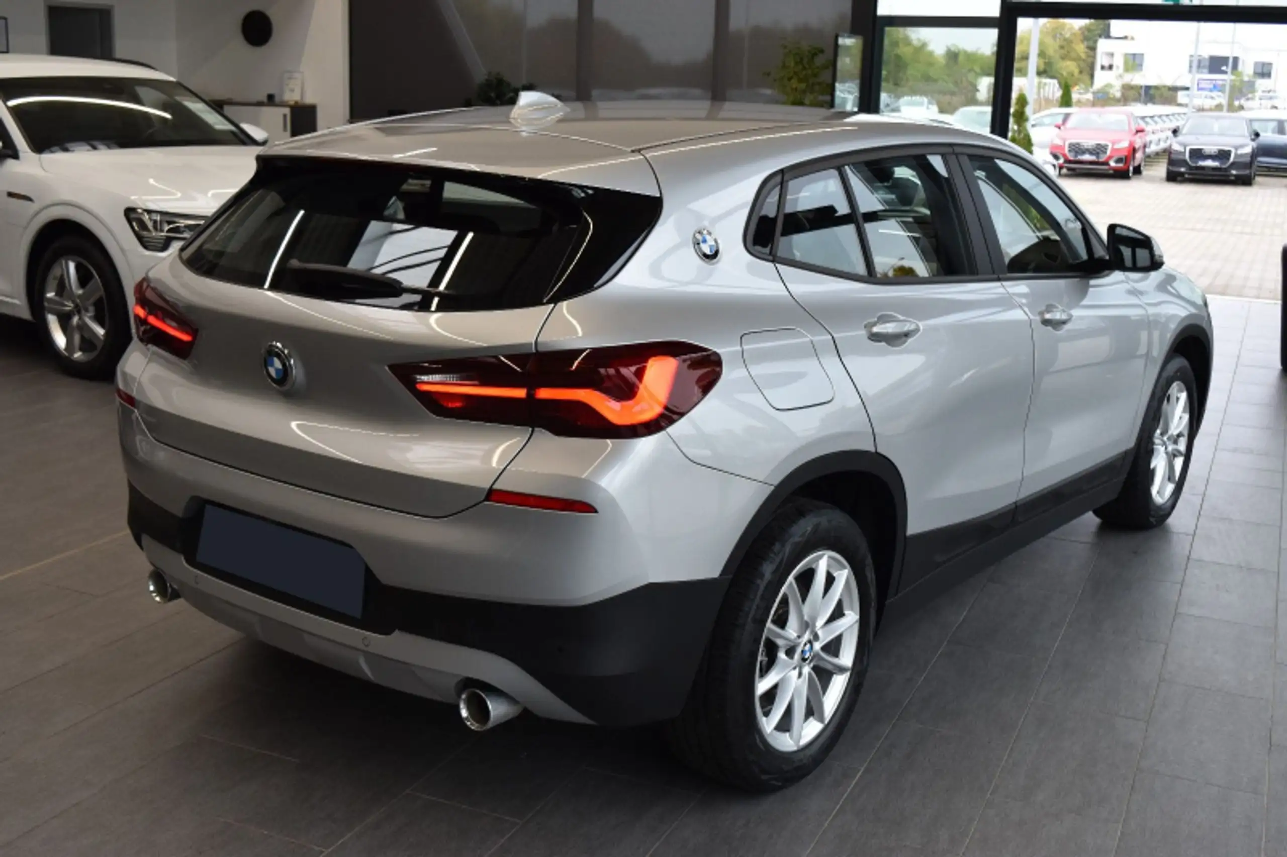 BMW - X2