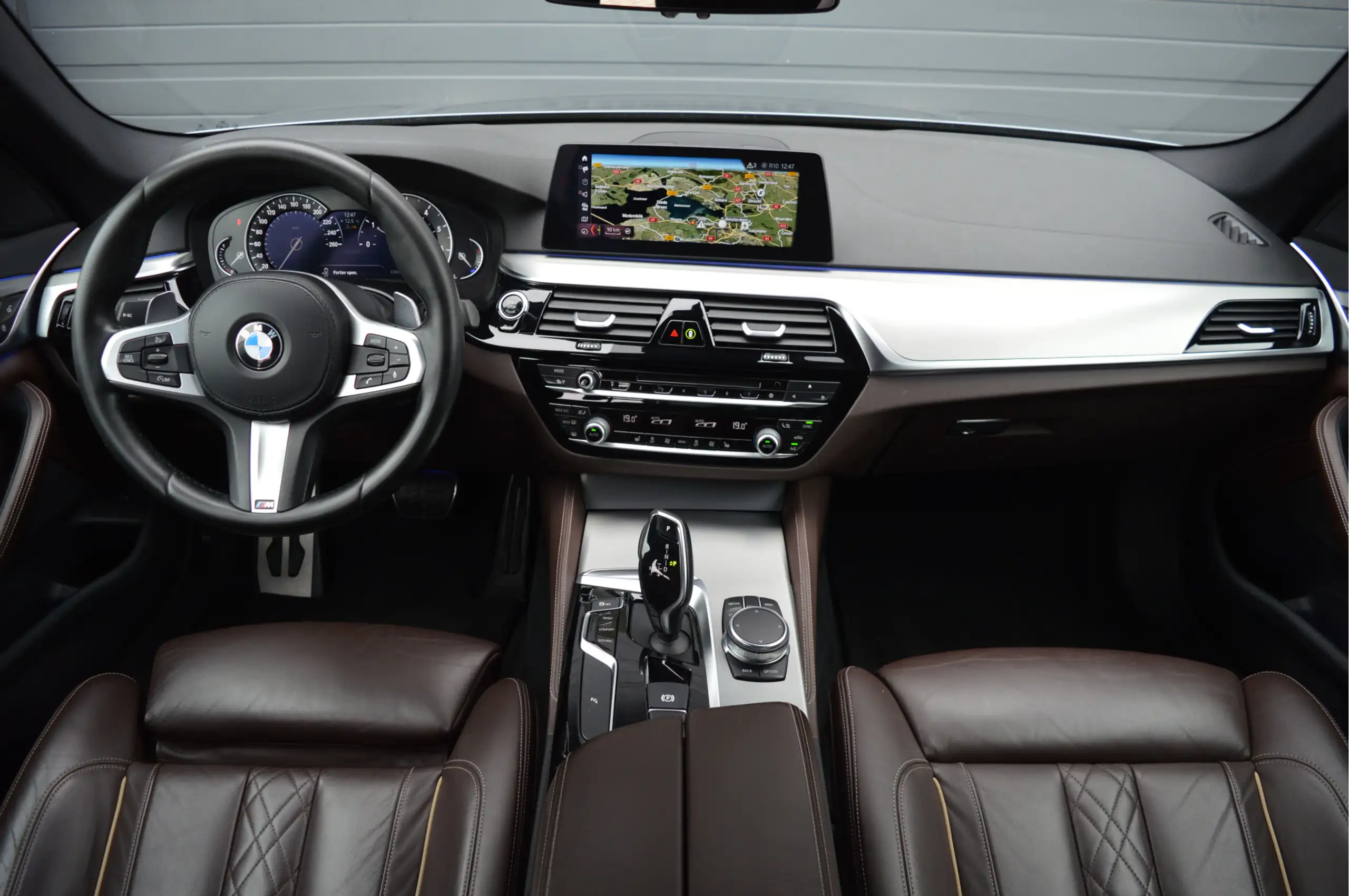 BMW - 520