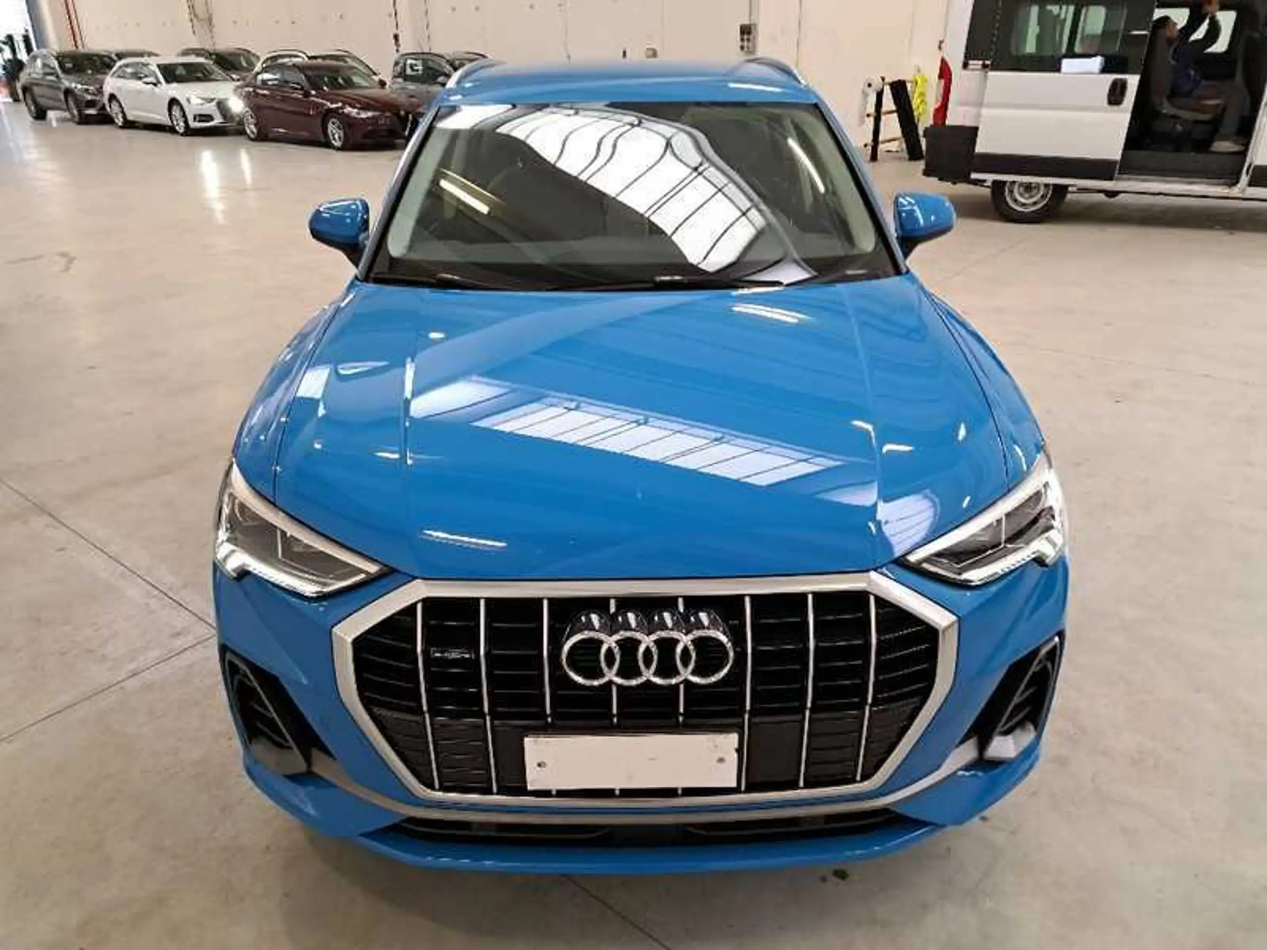 Audi - Q3