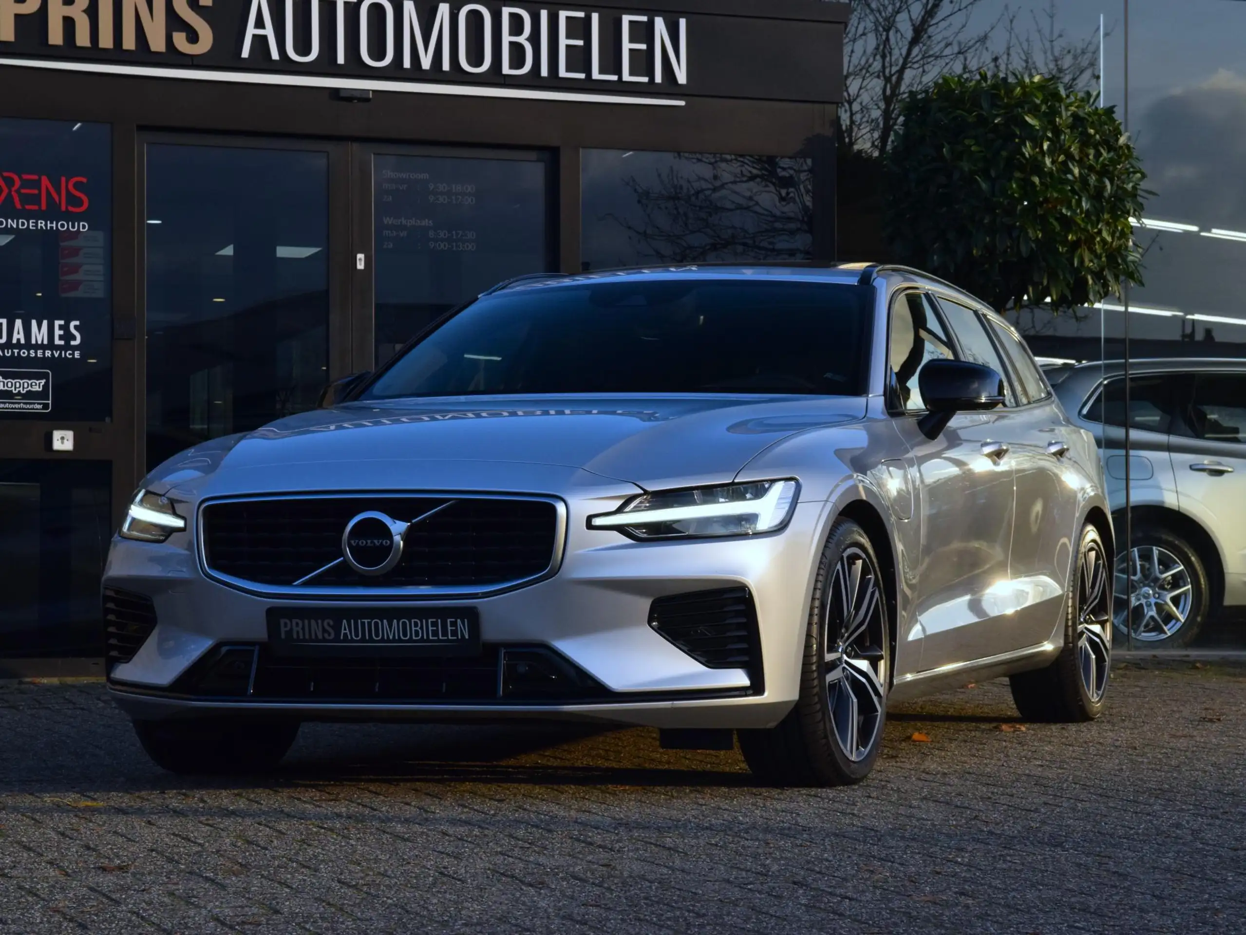 Volvo - V60