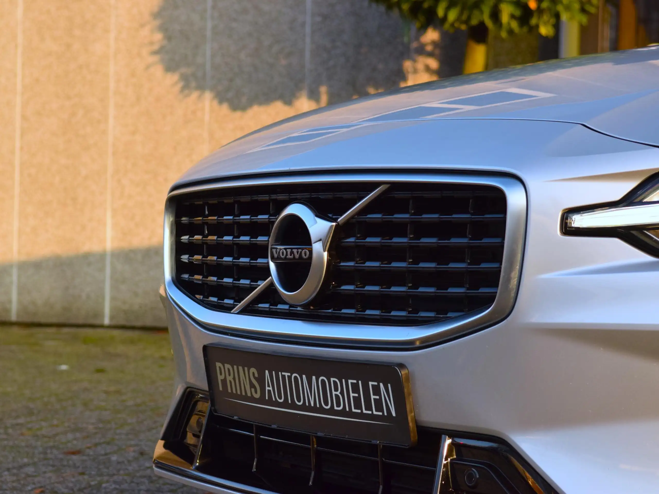 Volvo - V60