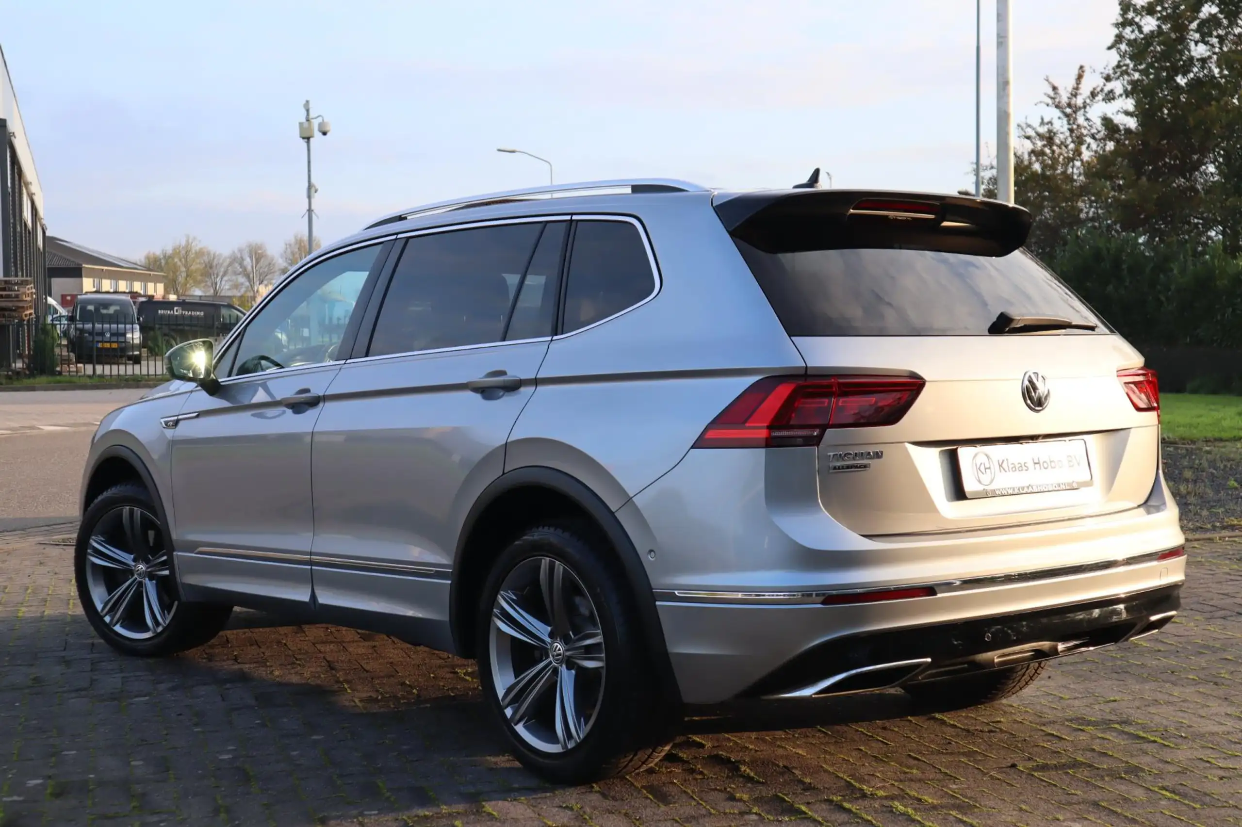 Volkswagen - Tiguan Allspace