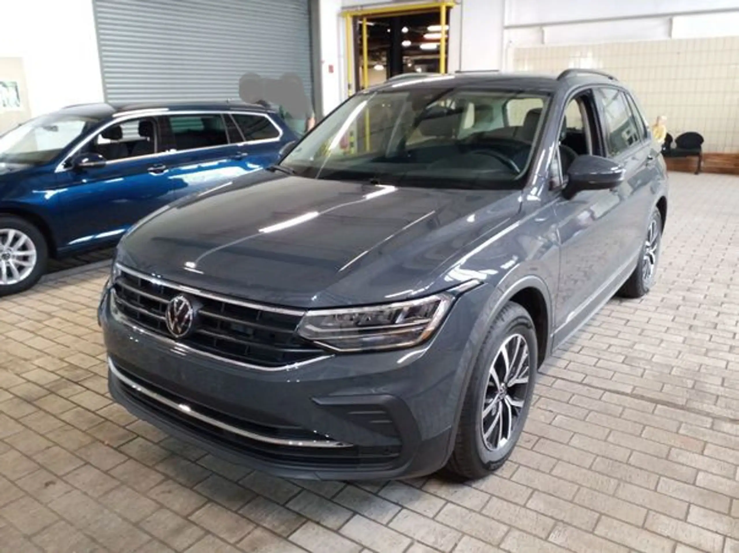 Volkswagen - Tiguan