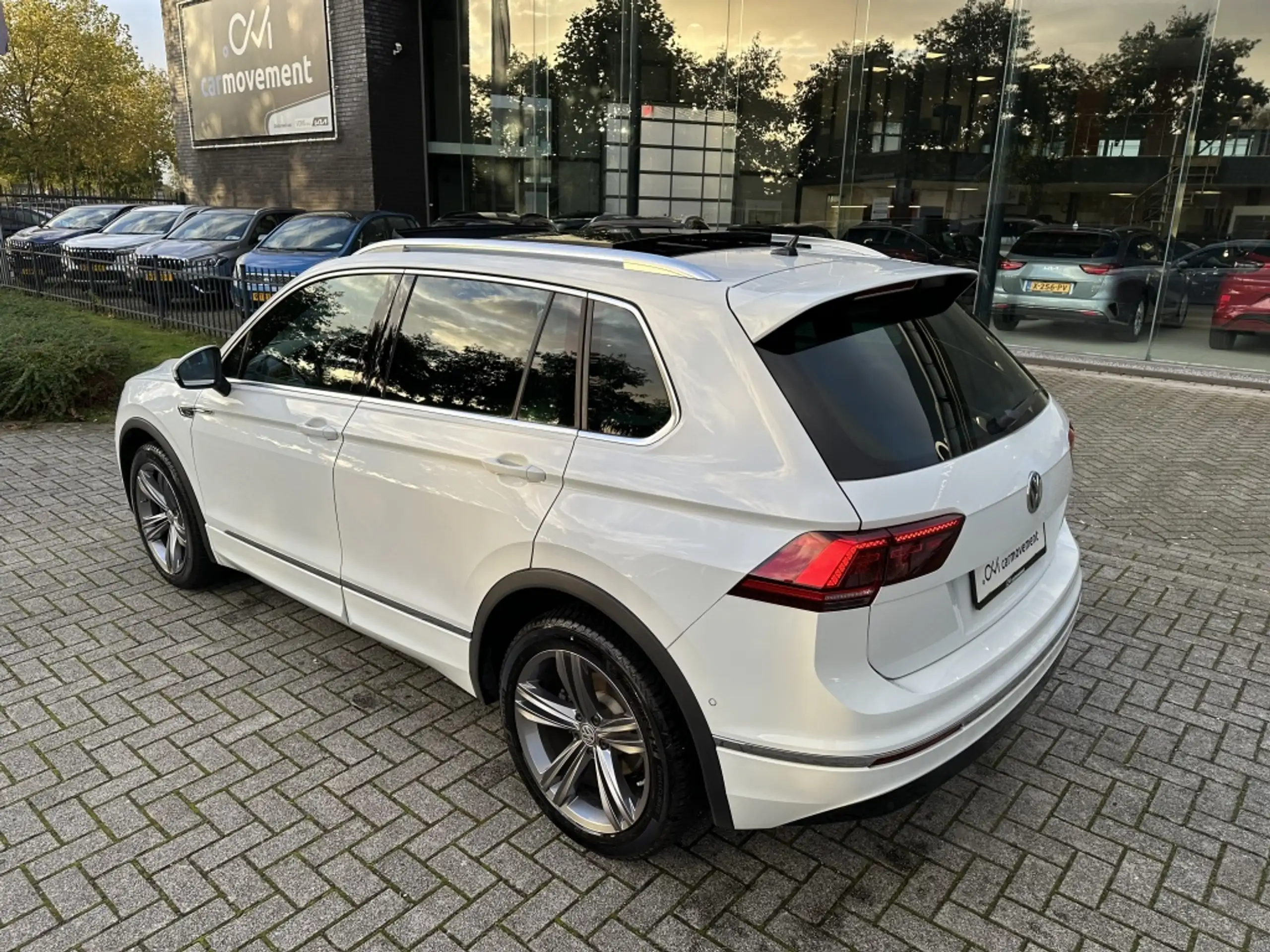 Volkswagen - Tiguan