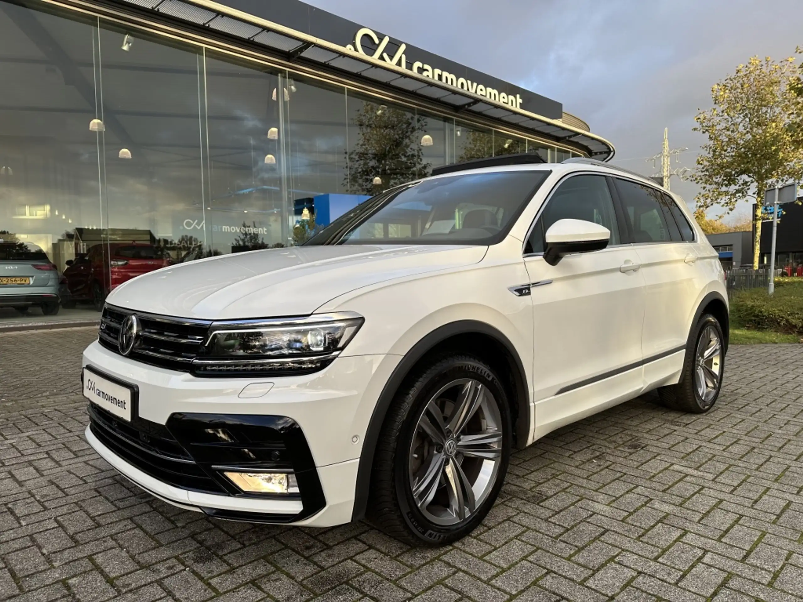 Volkswagen - Tiguan