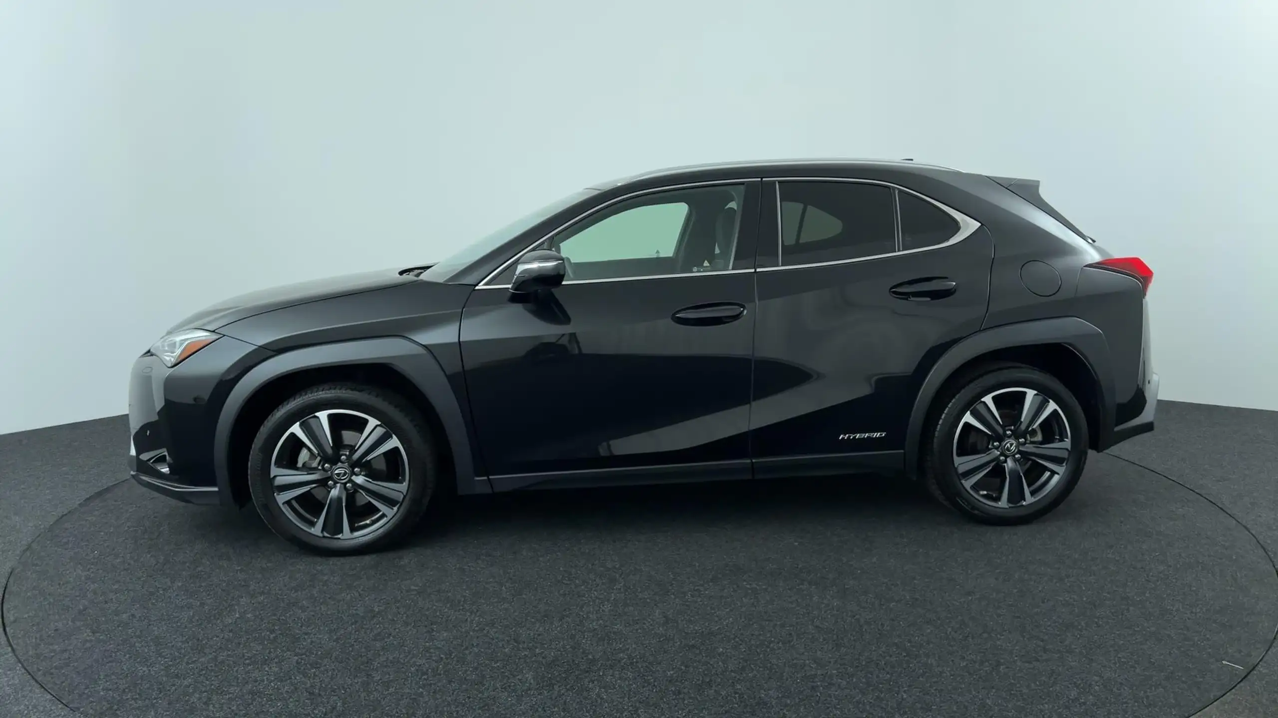 Lexus - UX 250h