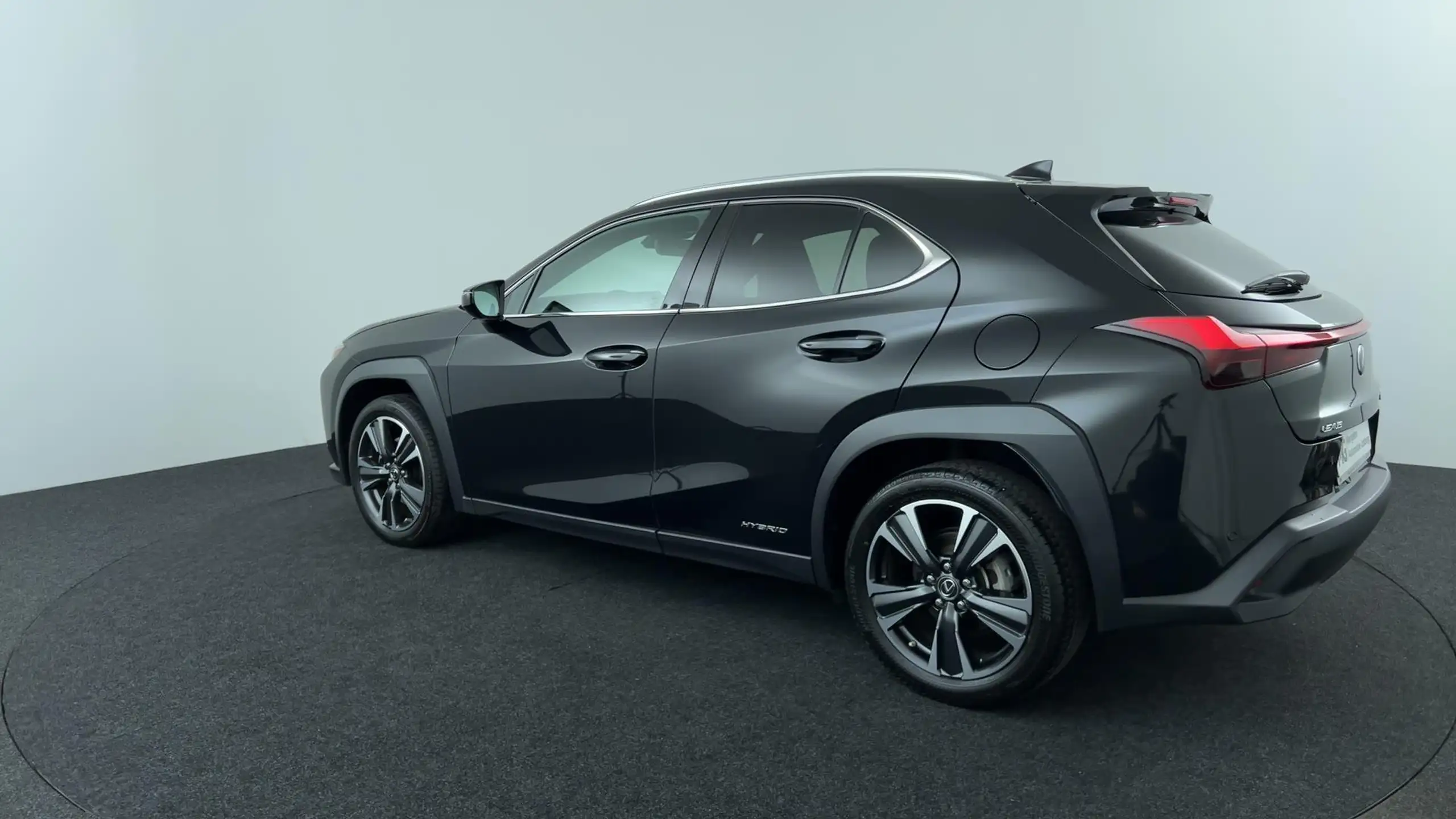 Lexus - UX 250h