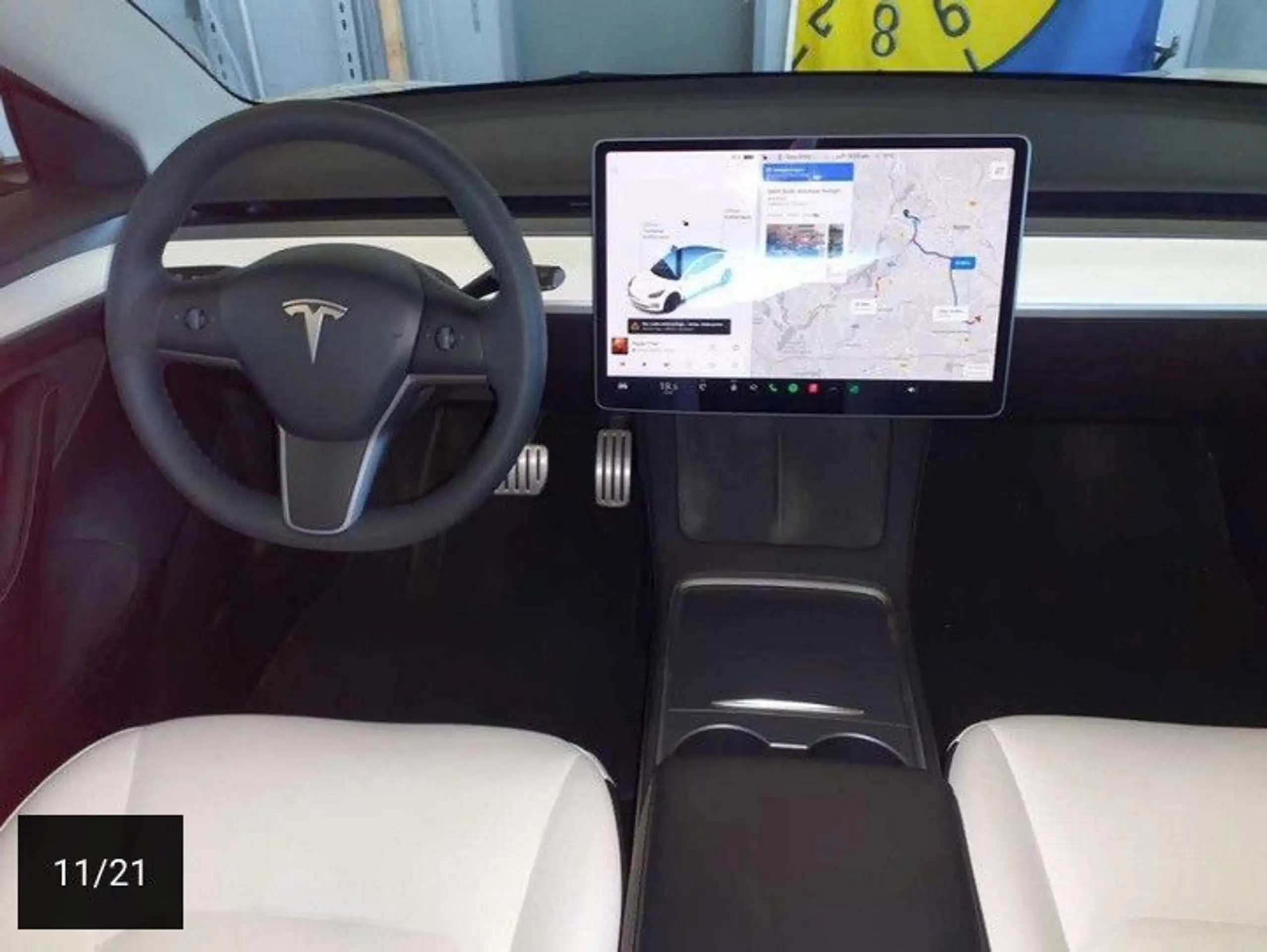 Tesla - Model 3