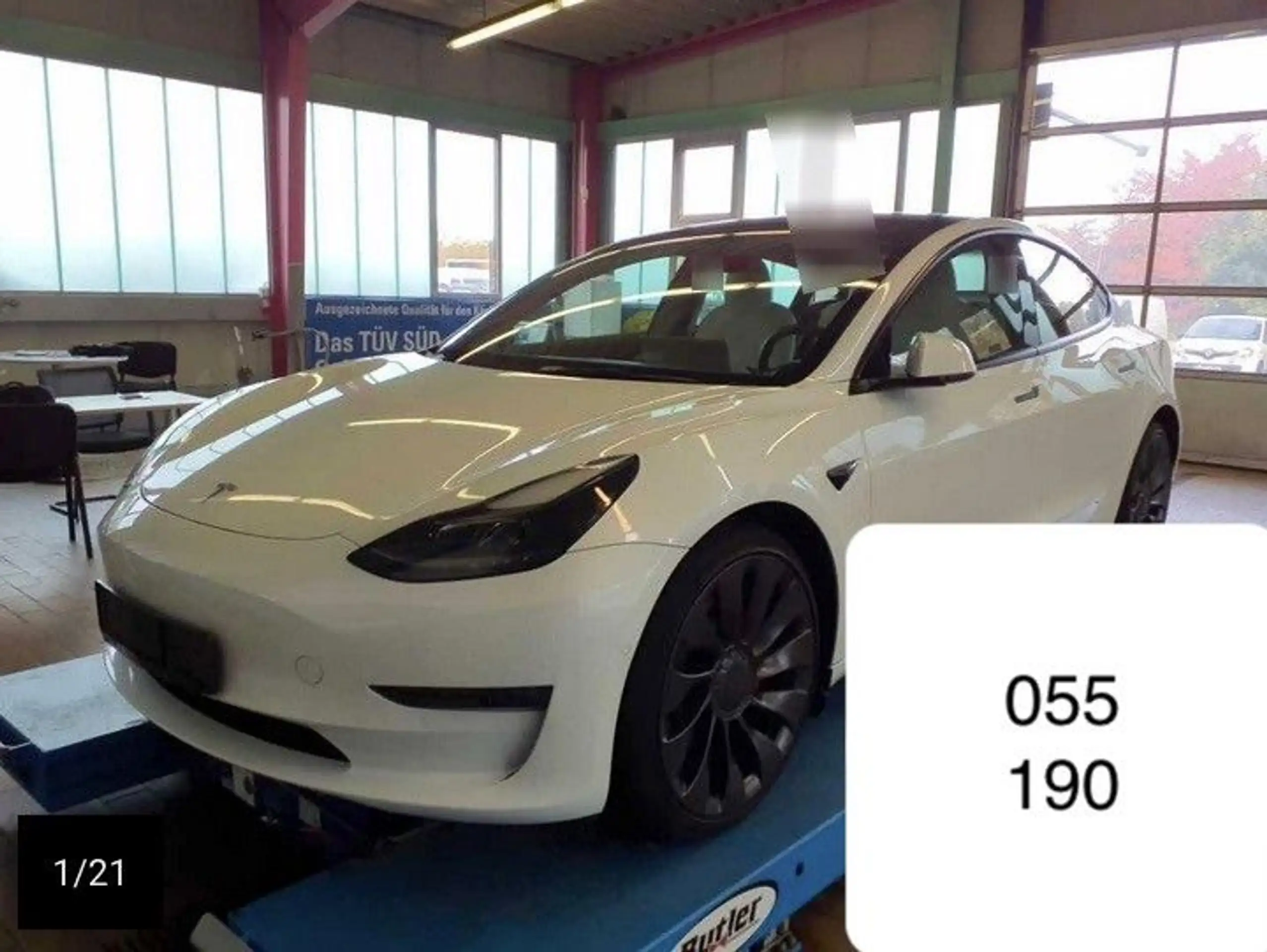 Tesla Model 3 2021