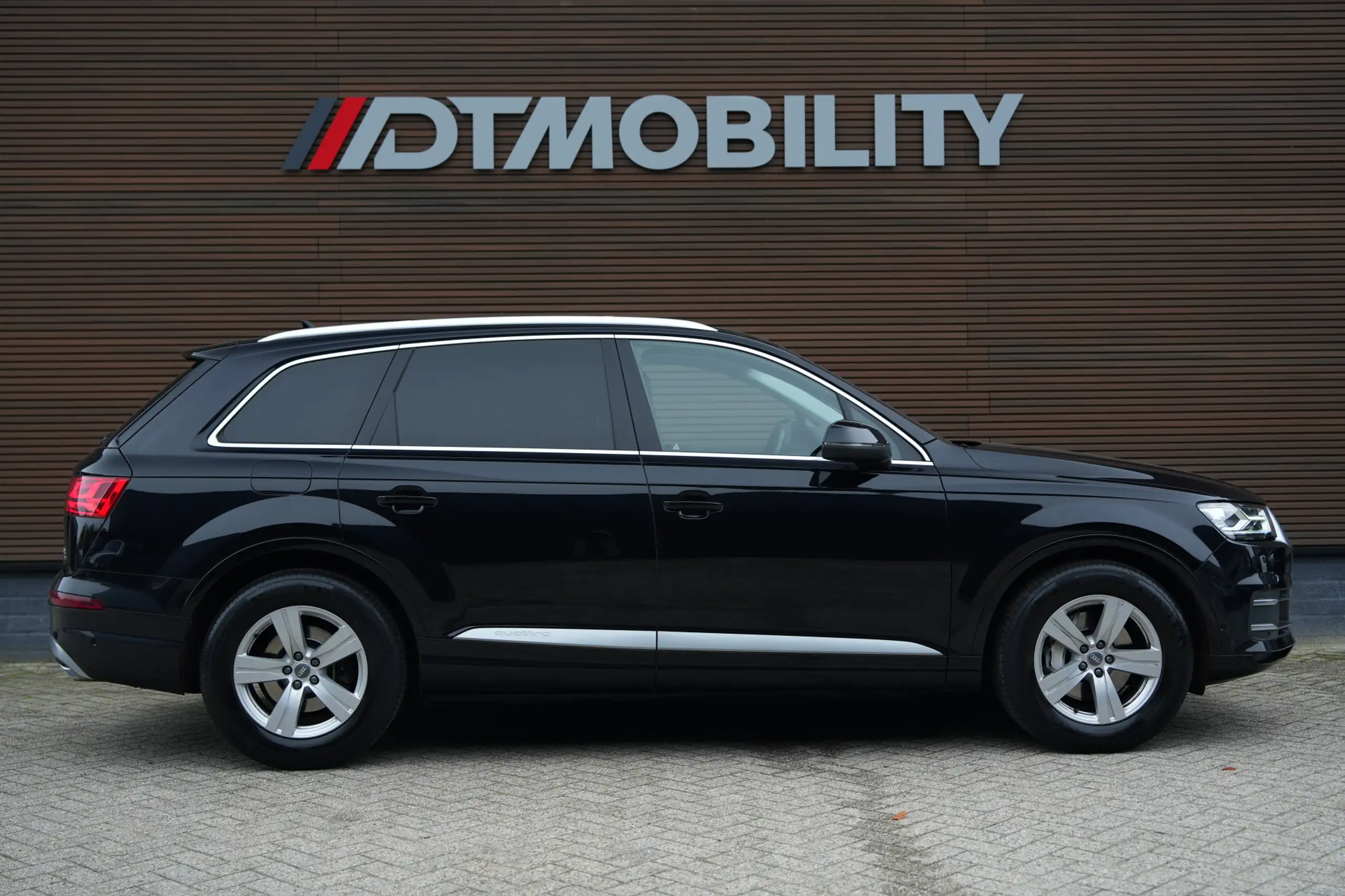 Audi - Q7