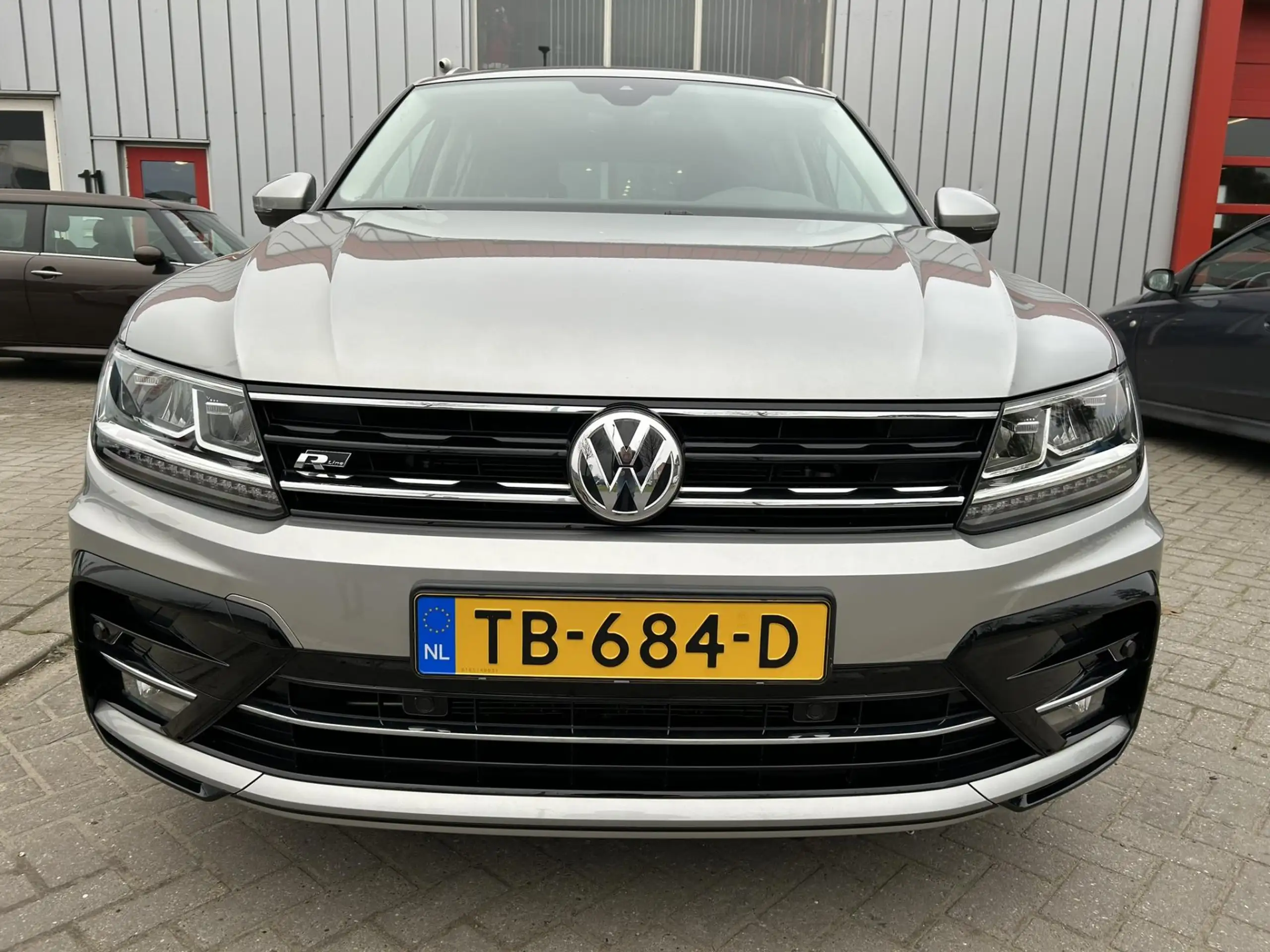 Volkswagen - Tiguan