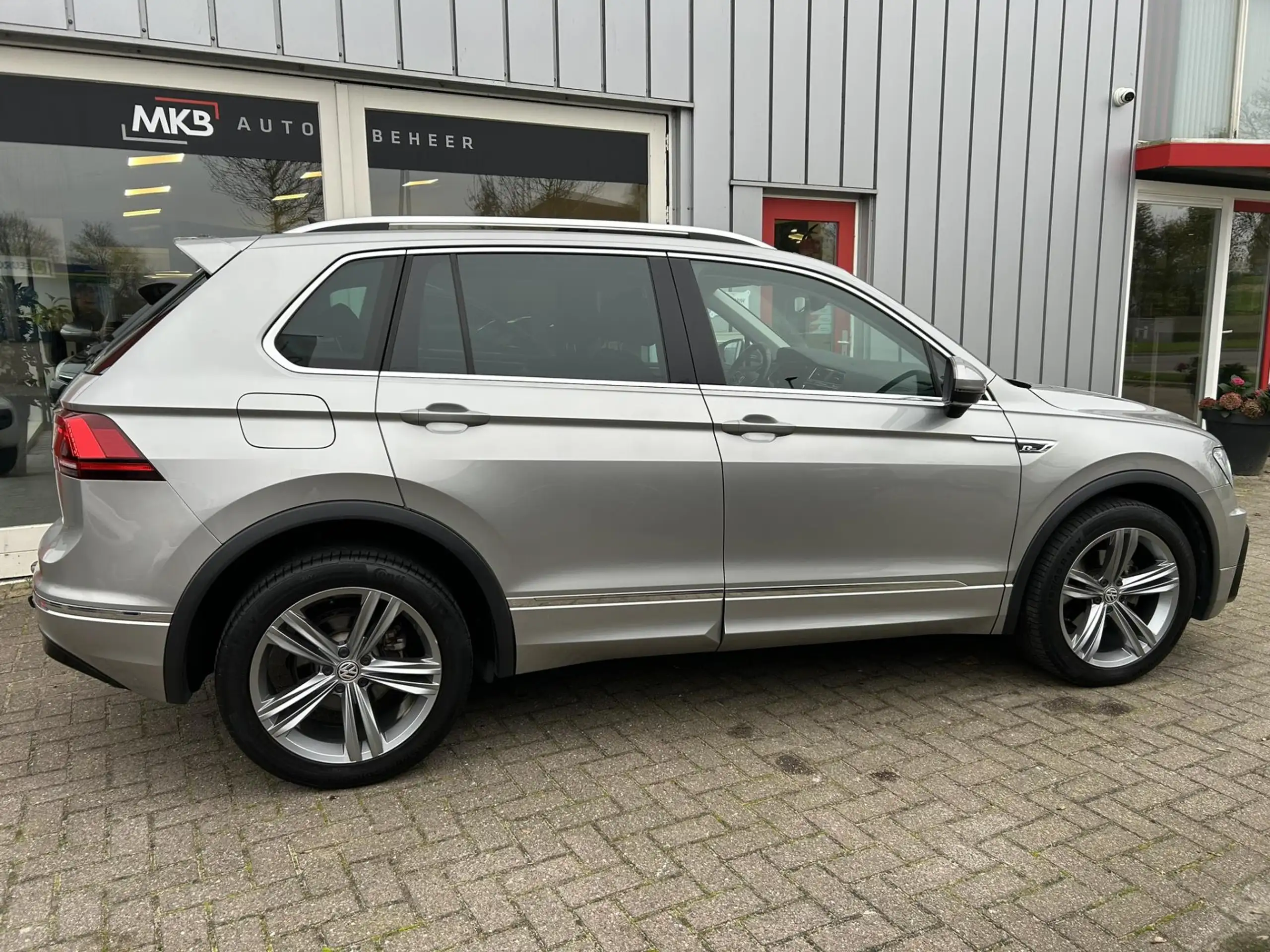 Volkswagen - Tiguan