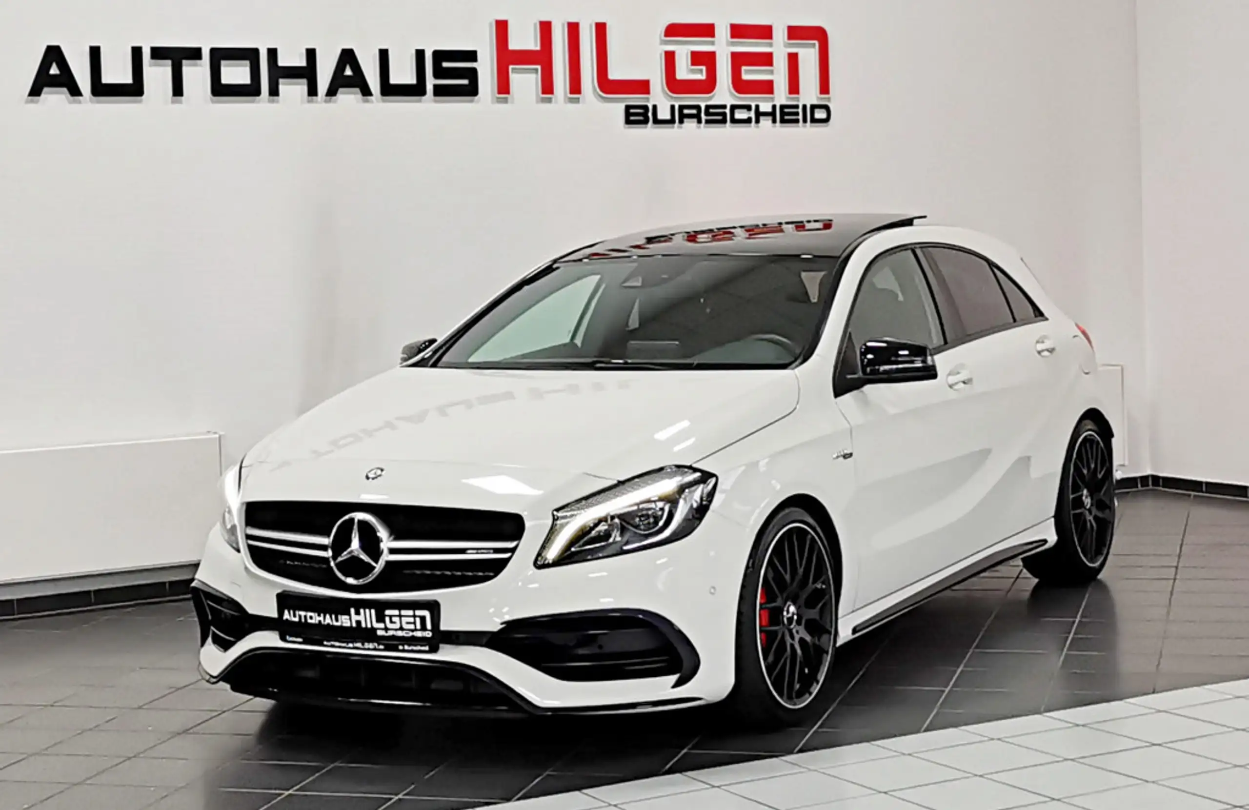 Mercedes-Benz - A 45 AMG