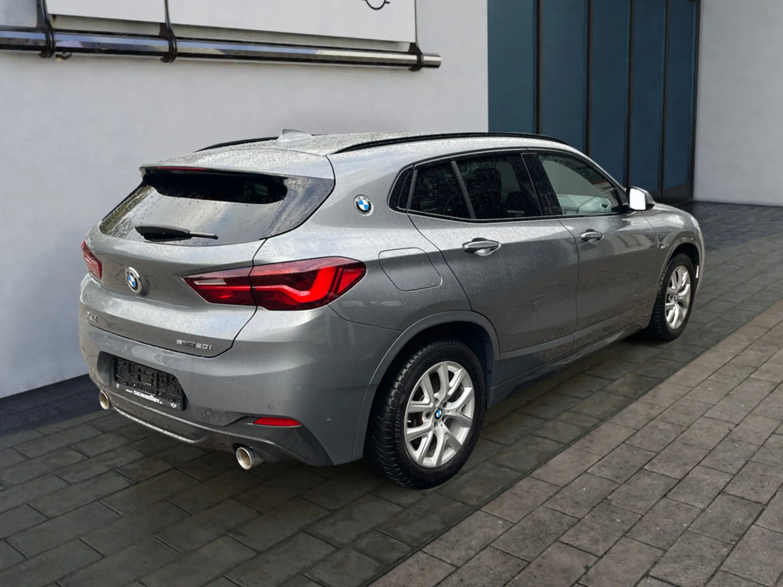 BMW - X2