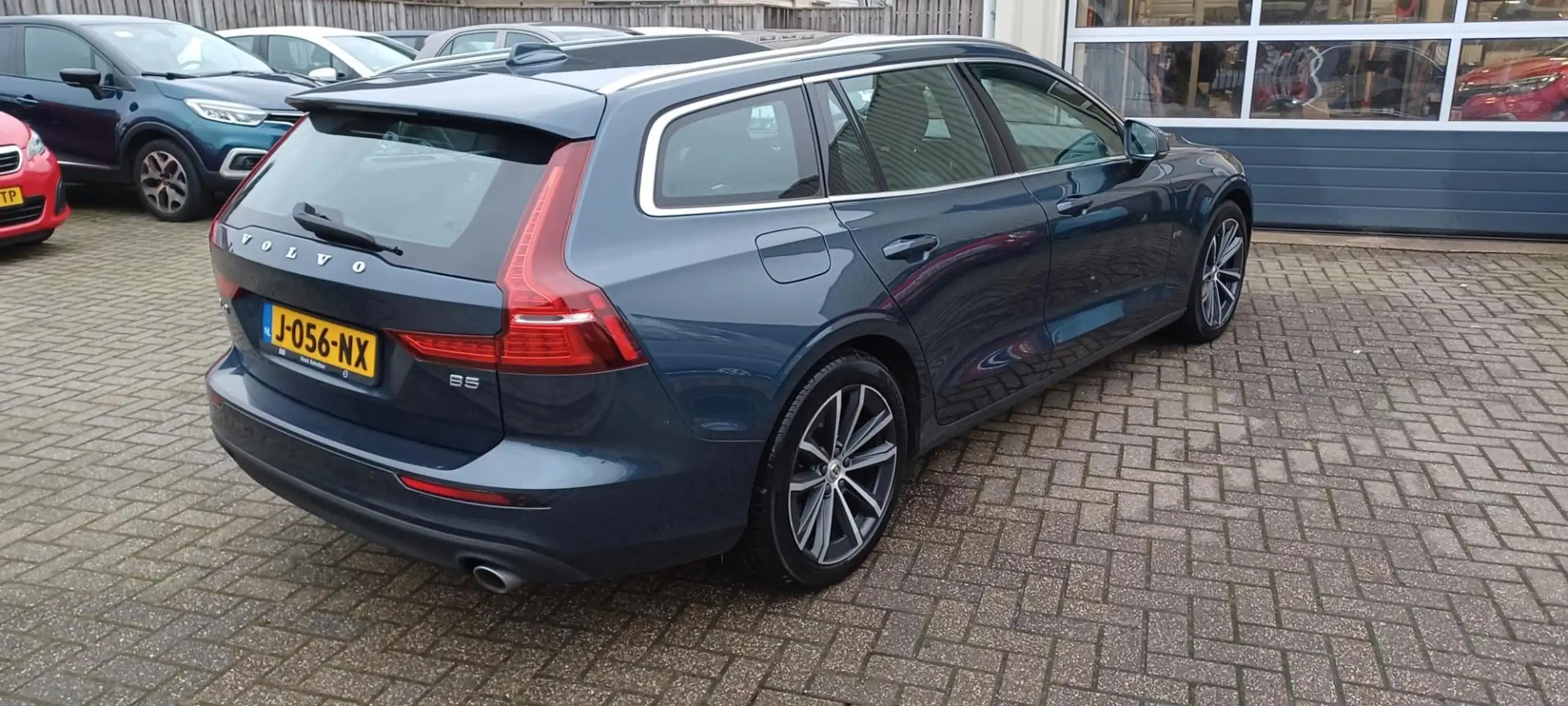 Volvo - V60