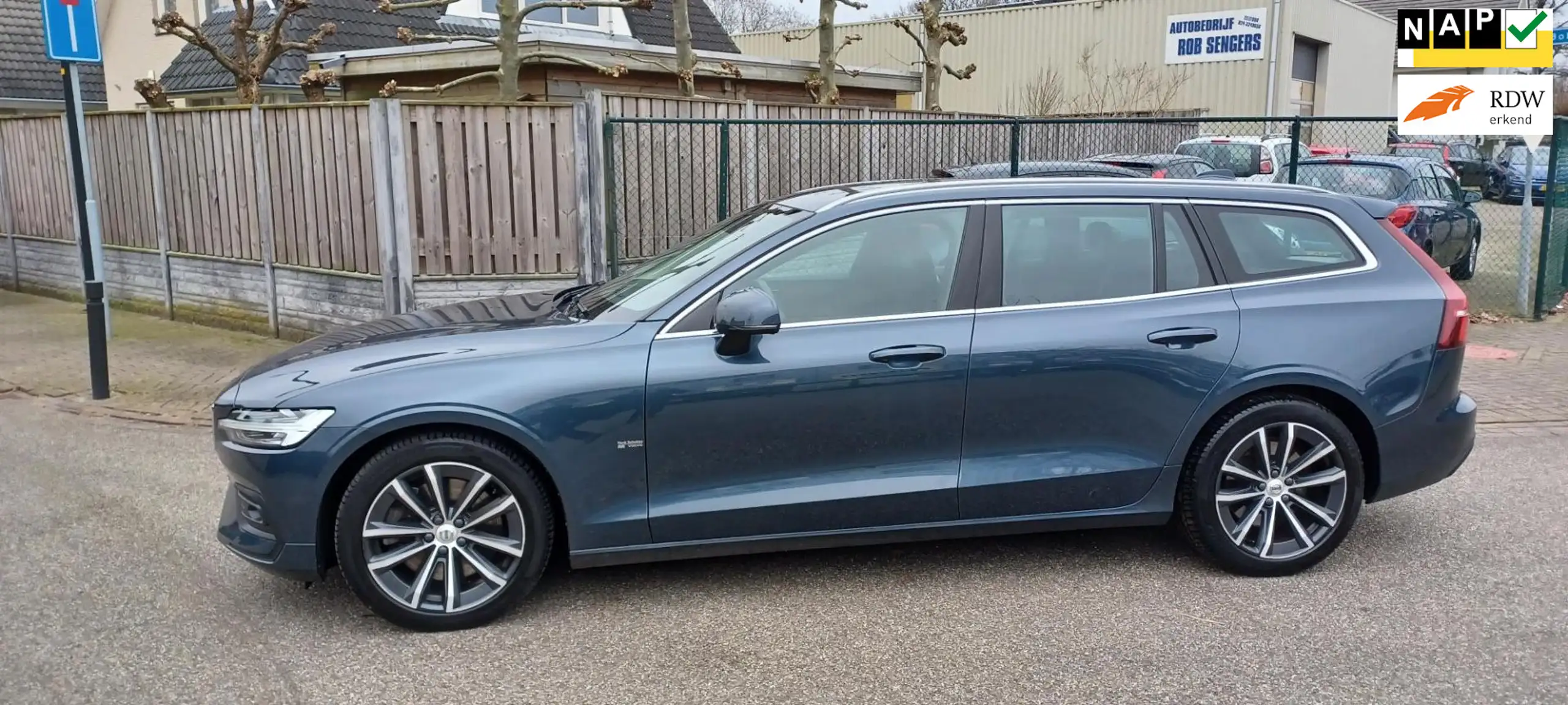 Volvo - V60