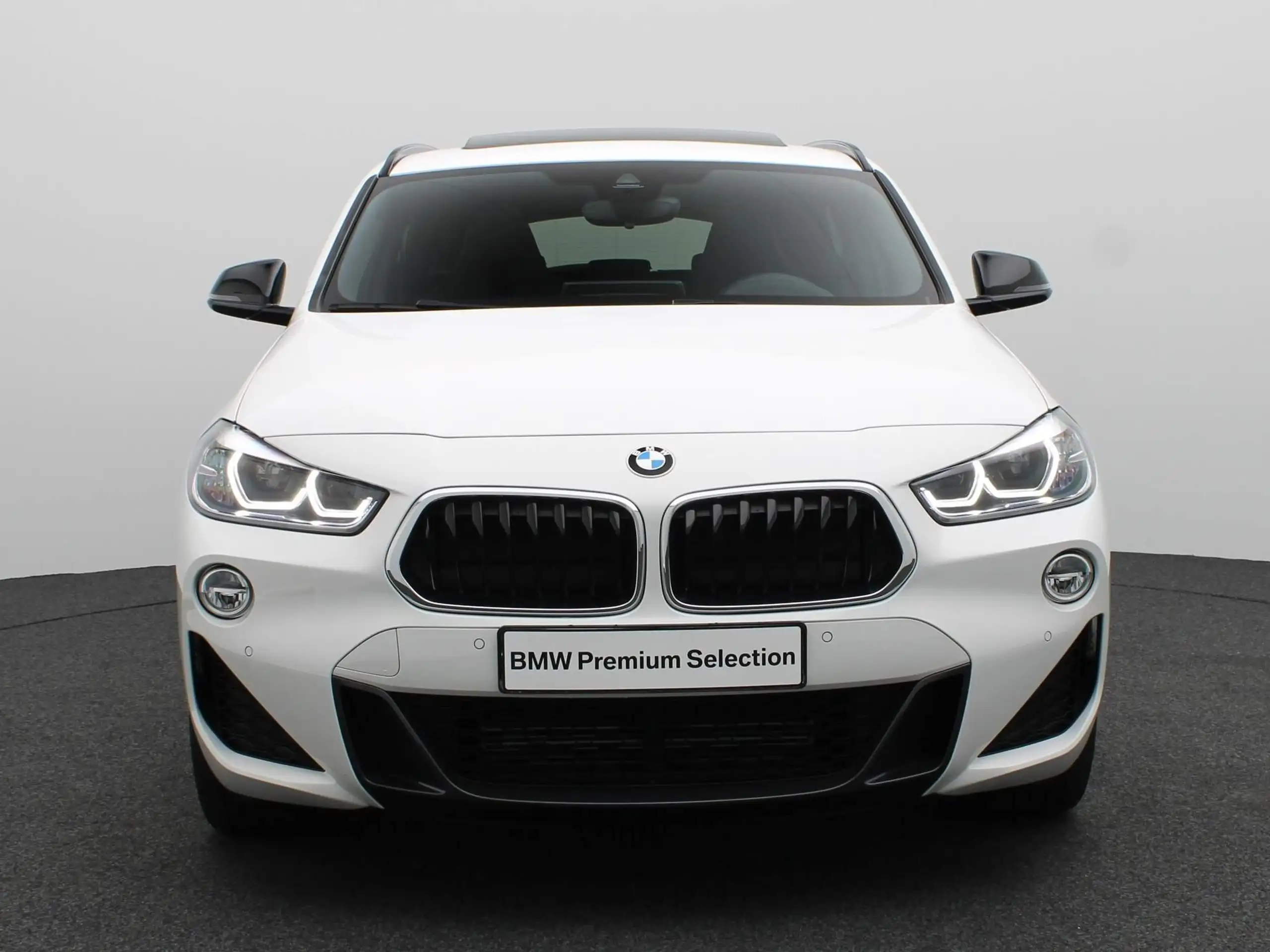 BMW - X2