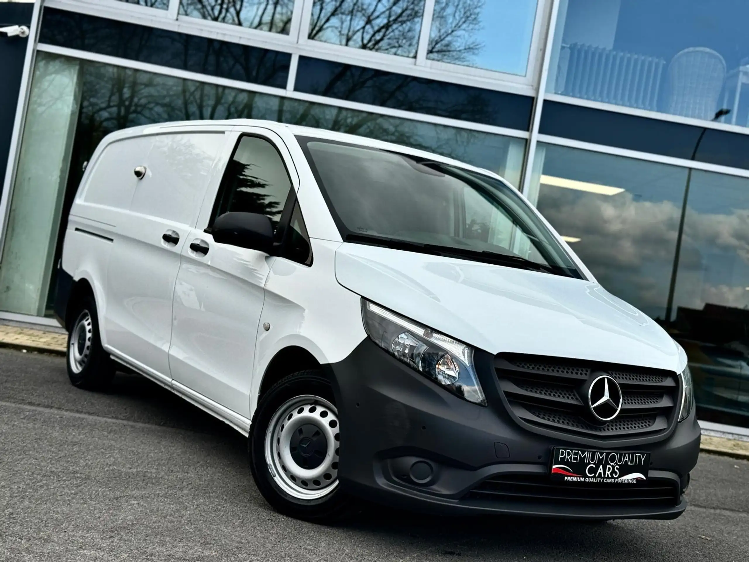 Mercedes-Benz - Vito