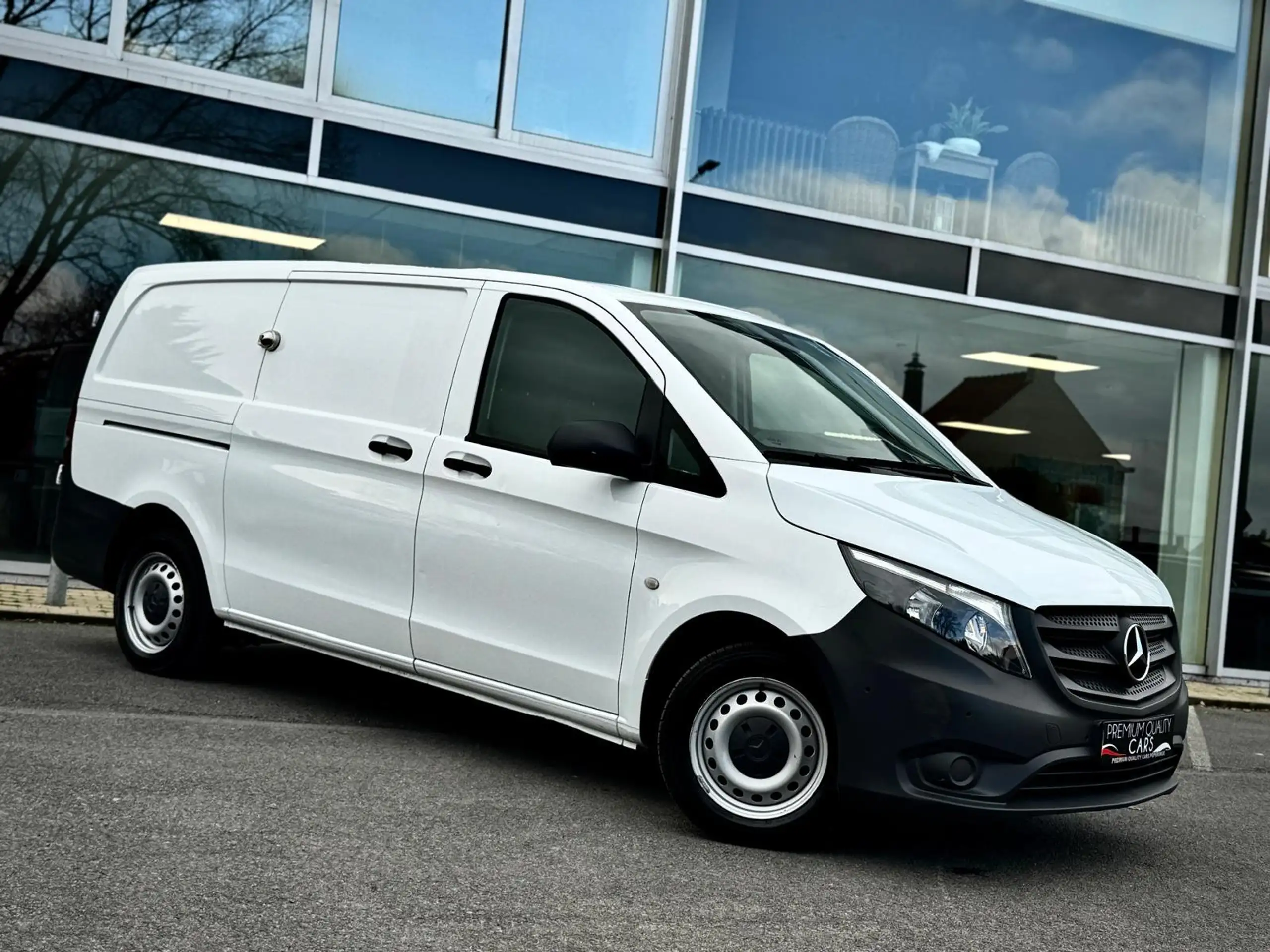 Mercedes-Benz - Vito